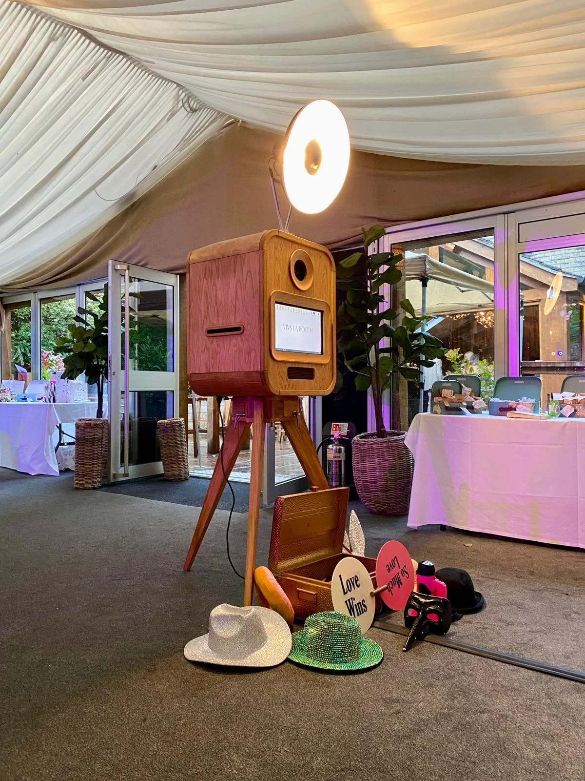 The Woodman Inn Photo Booth Hire 3.jpg