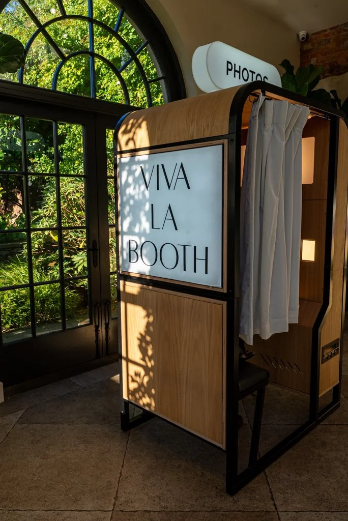 Viva La Revival enclosed photo booth at Middleton Lodge