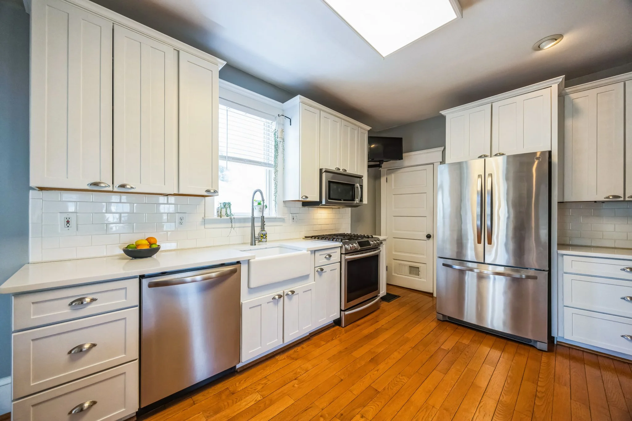 19_415_W_Monroe_Ave_Magnolia_NJ_08049_USA-Kitchen-IMG_6470.jpg