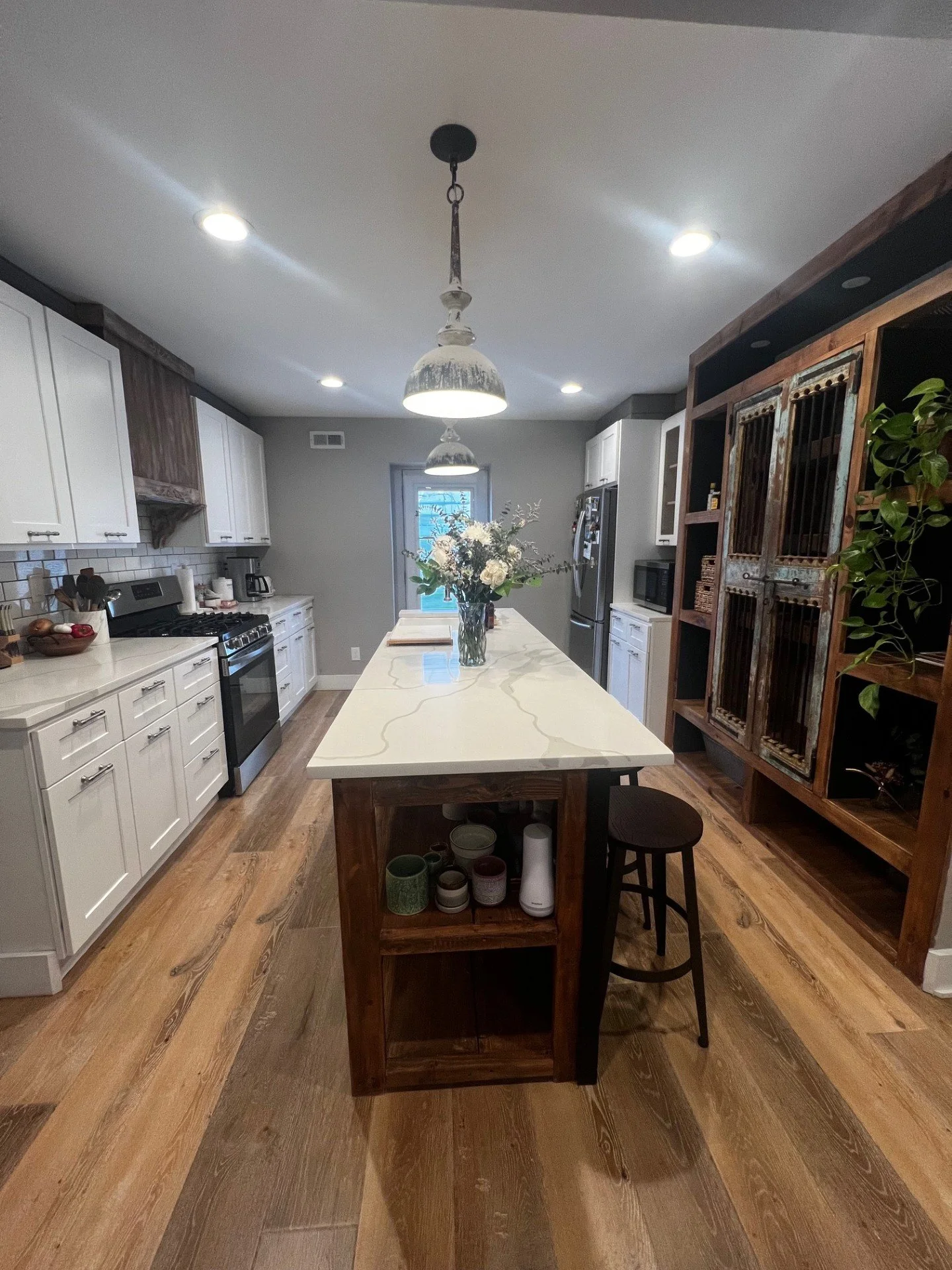 1929 Dudley St.            Philadelphia, PA 19145