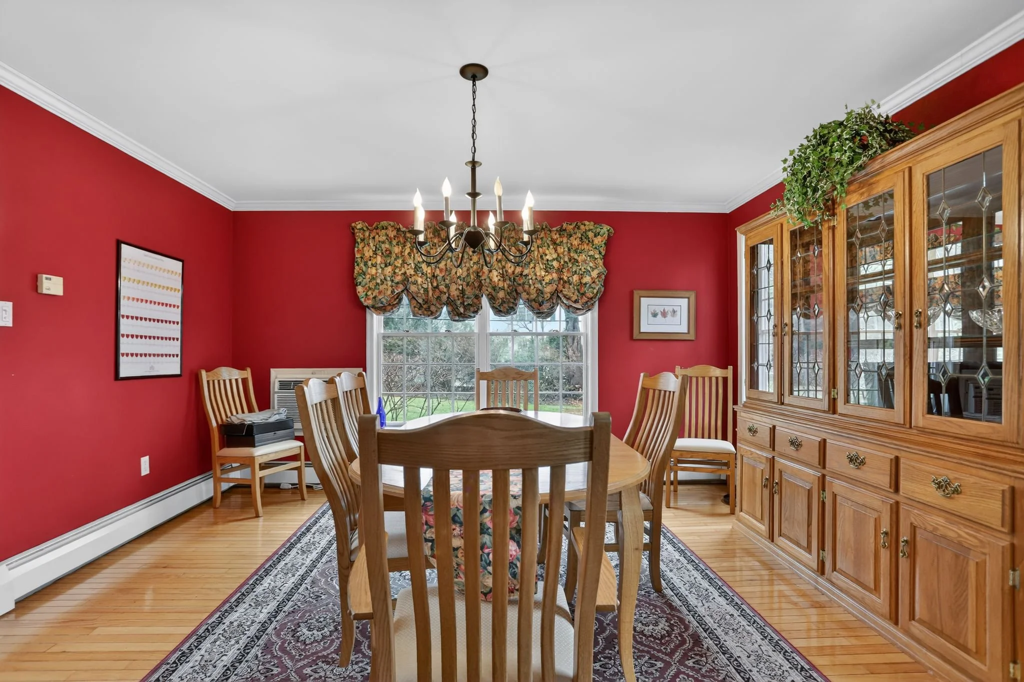 23_908_Judie_Ln_Ambler_PA_19002-Dining_room-IMG_8698.jpg