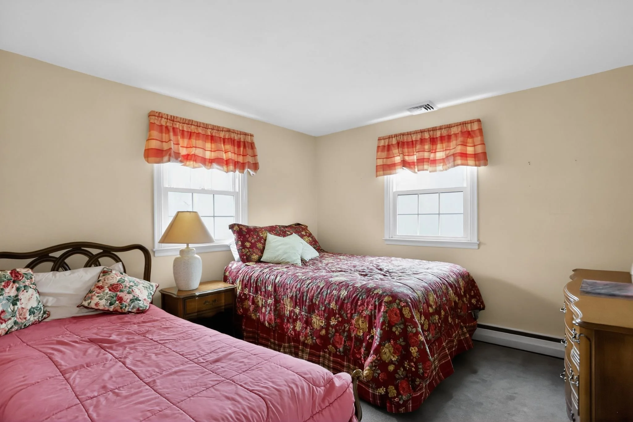 26_908_Judie_Ln_Ambler_PA_19002-Bedroom-IMG_8668.jpg