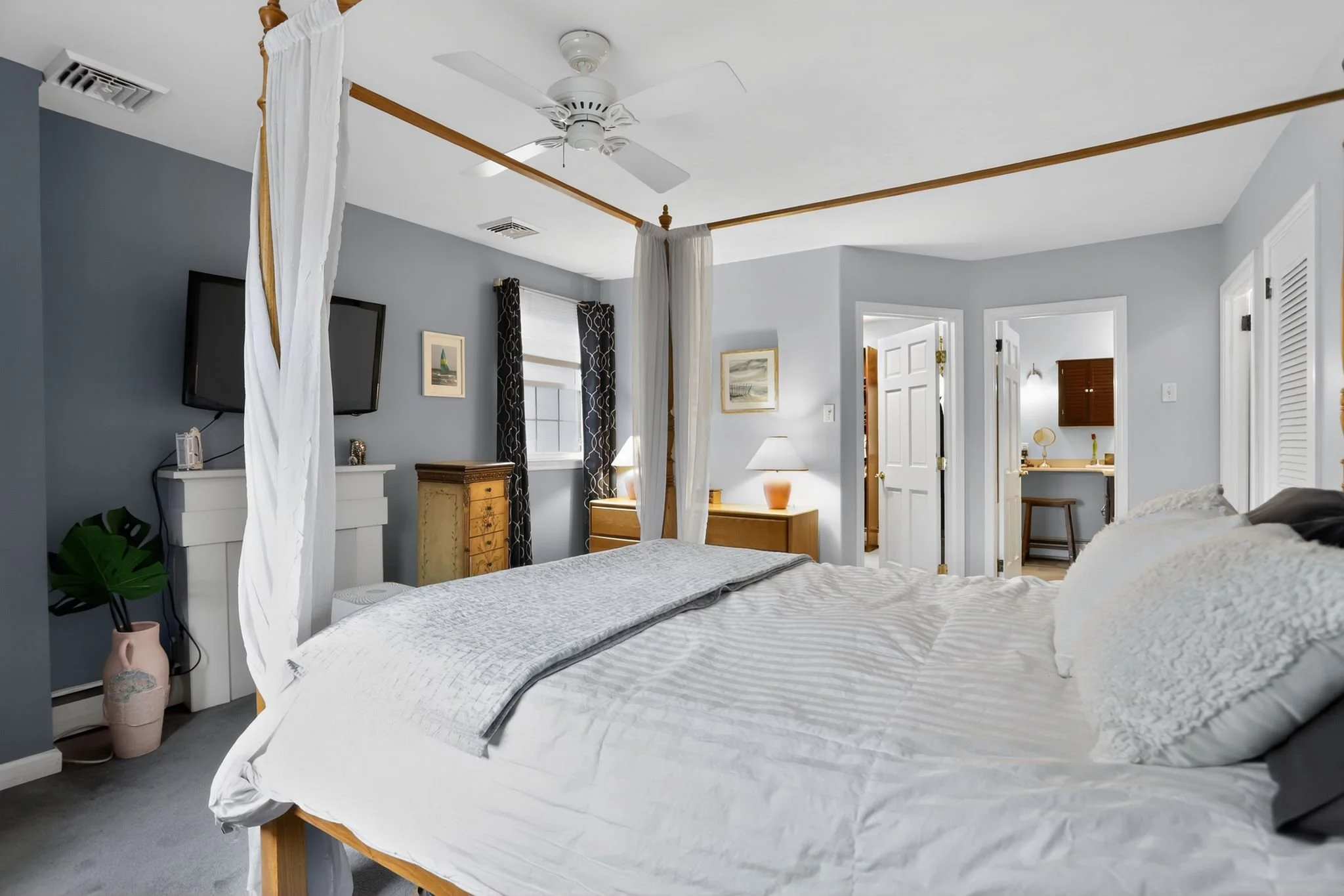 31_908_Judie_Ln_Ambler_PA_19002-Bedroom-IMG_8731.jpg