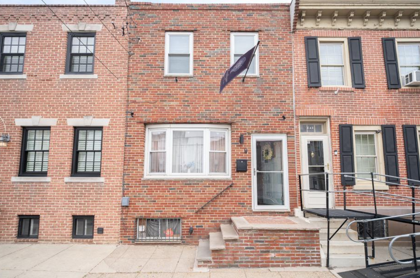 237 Mifflin St,               Philadelphia, PA 19148