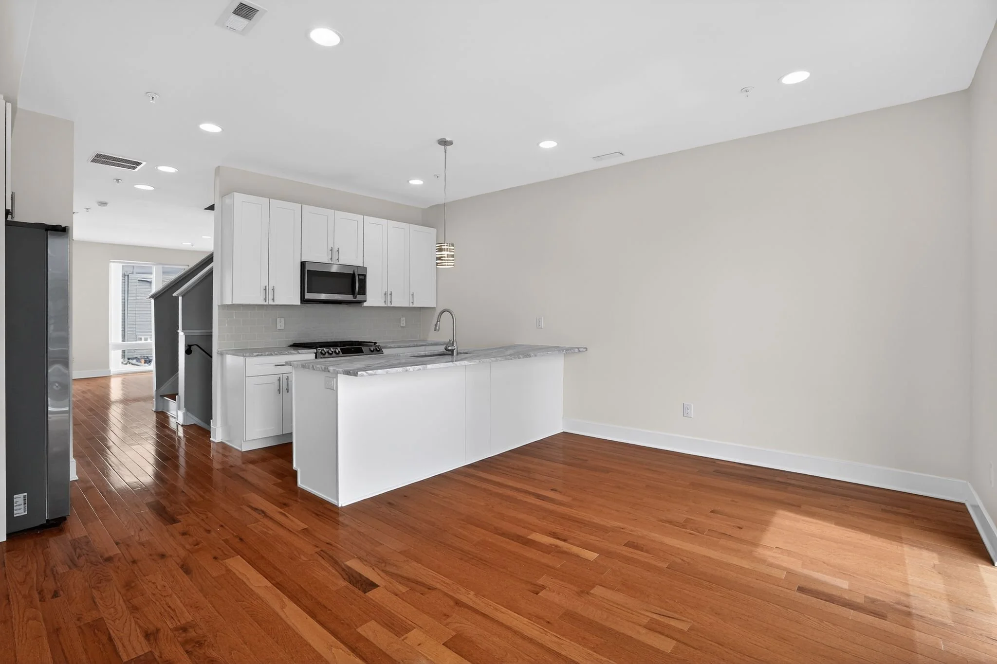 23_2822_Livingston_St_Philadelphia_PA_19134-Kitchen-CR107109.jpg
