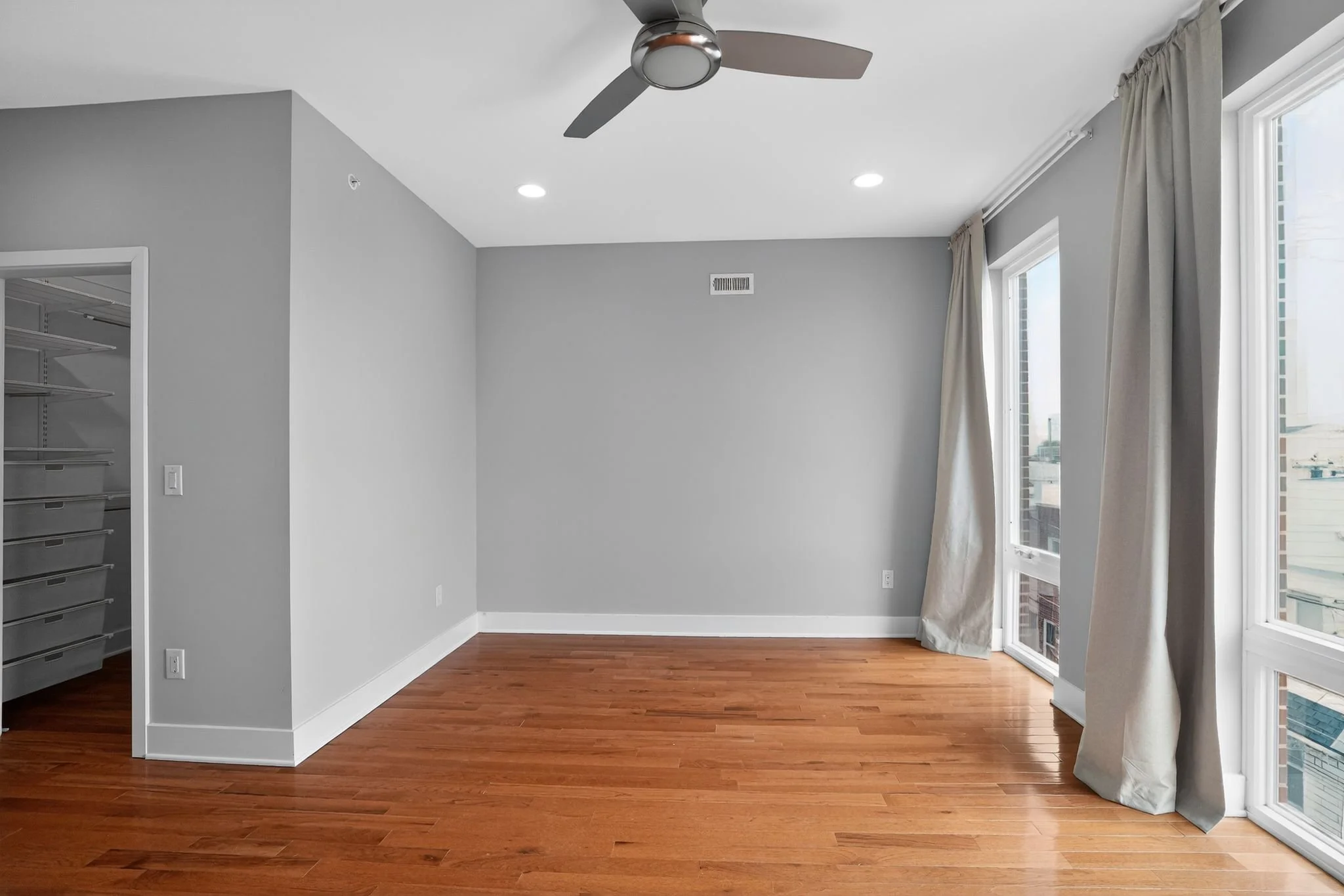 26_2822_Livingston_St_Philadelphia_PA_19134-Bedroom-CR107140.jpg