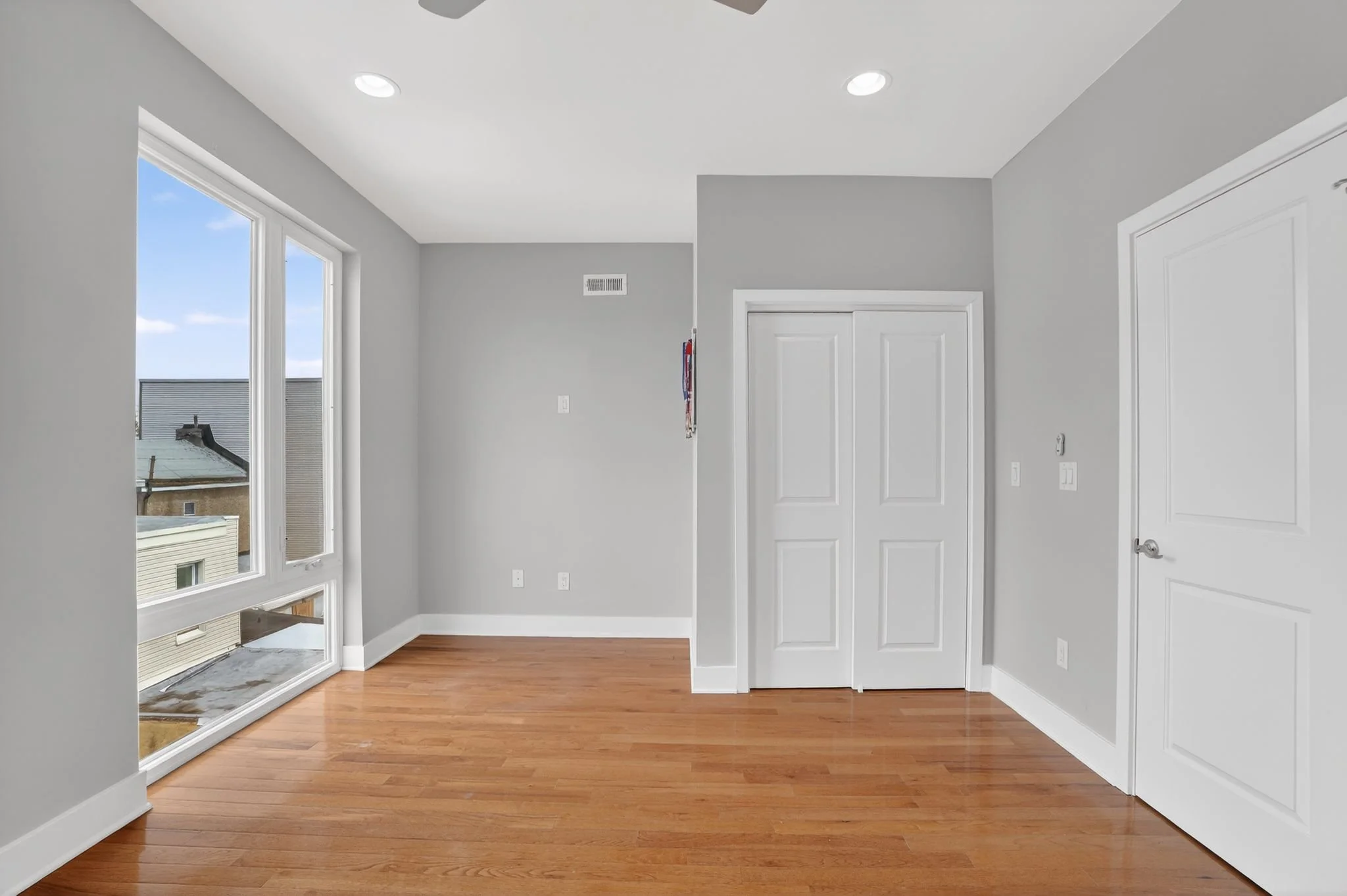 28_2822_Livingston_St_Philadelphia_PA_19134-Bedroom-CR107127.jpg