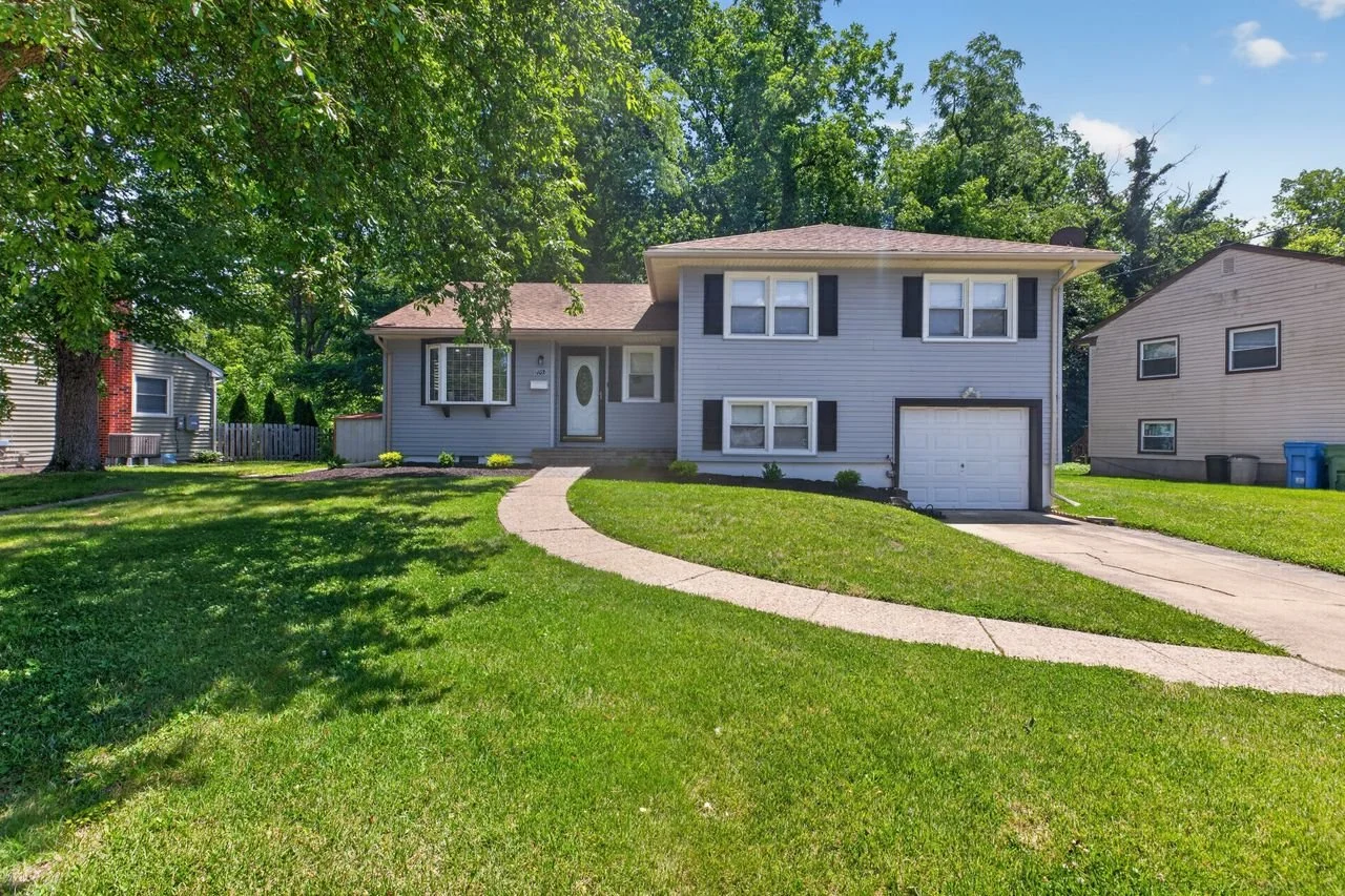 103 KENWOOD DR.            CHERRY HILL, NJ 08034