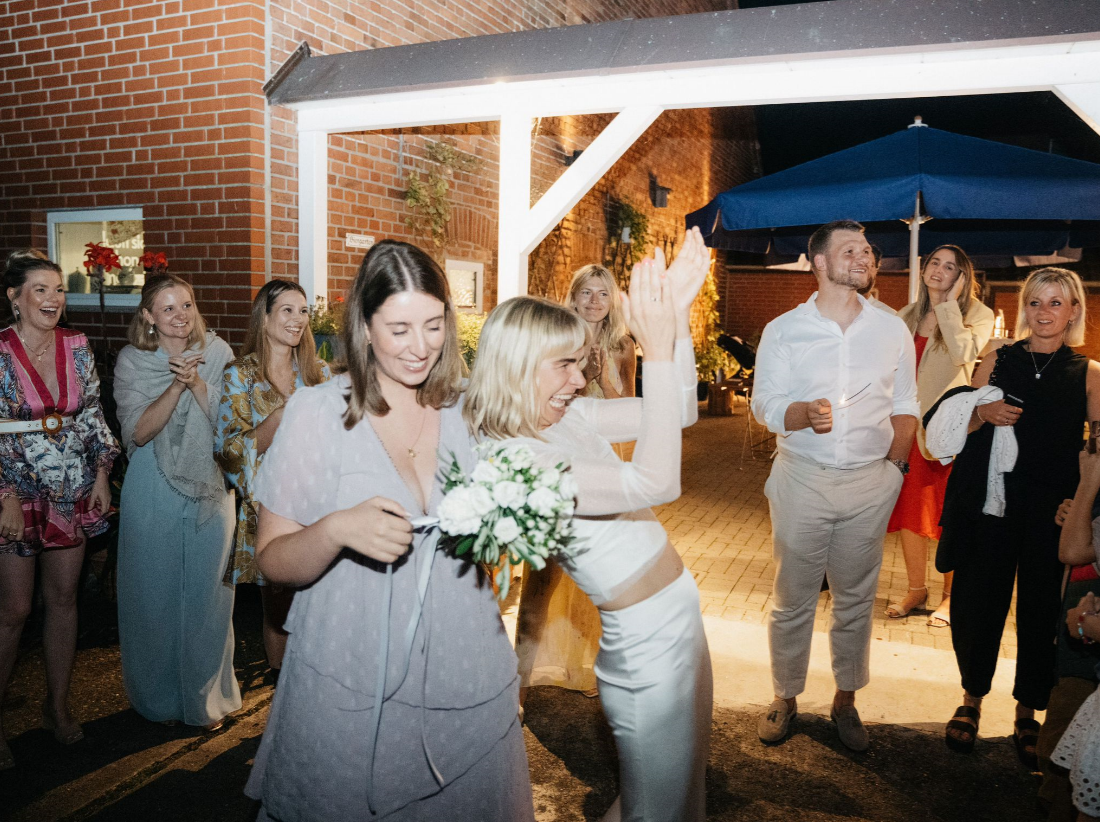 Wedding photography 2.png