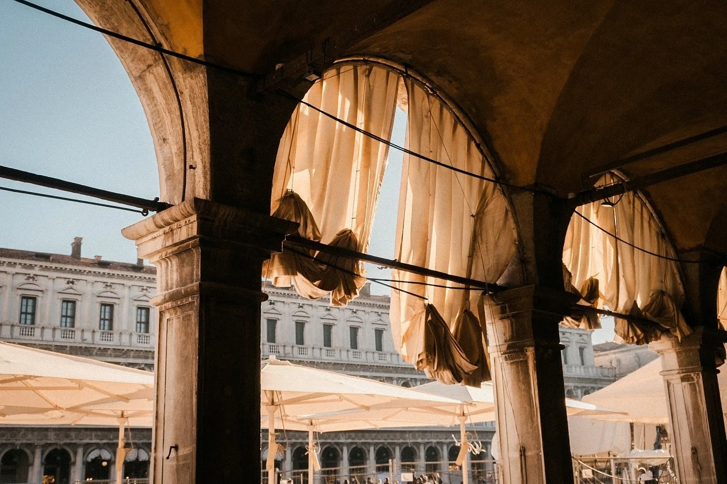 Venice recap.
---------
#streetphoto #venice #italia