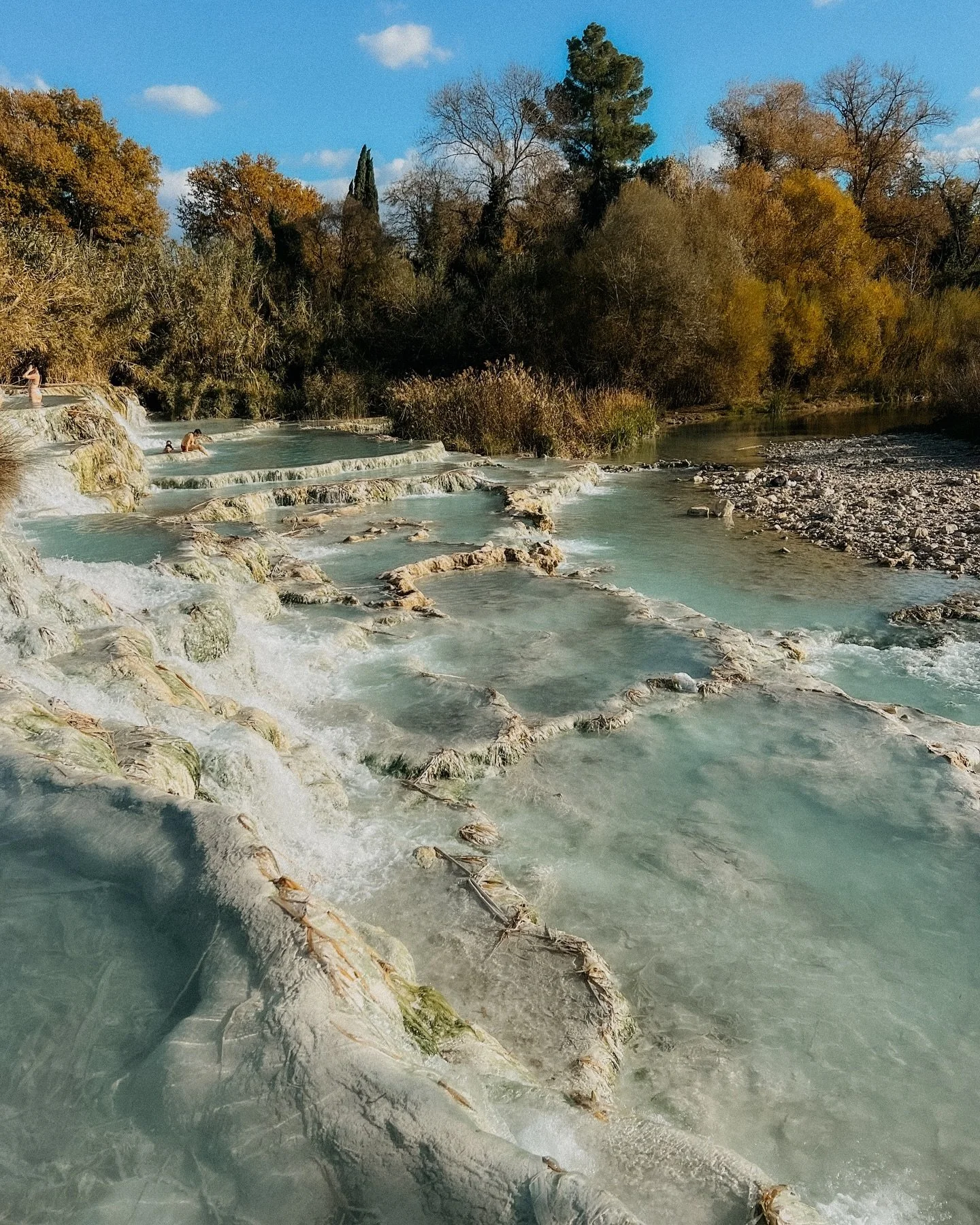 Tuscany is wild. Also a great place to escape gray winter weather back home.
_______________
#tuscany #vsco #italyroadtrip