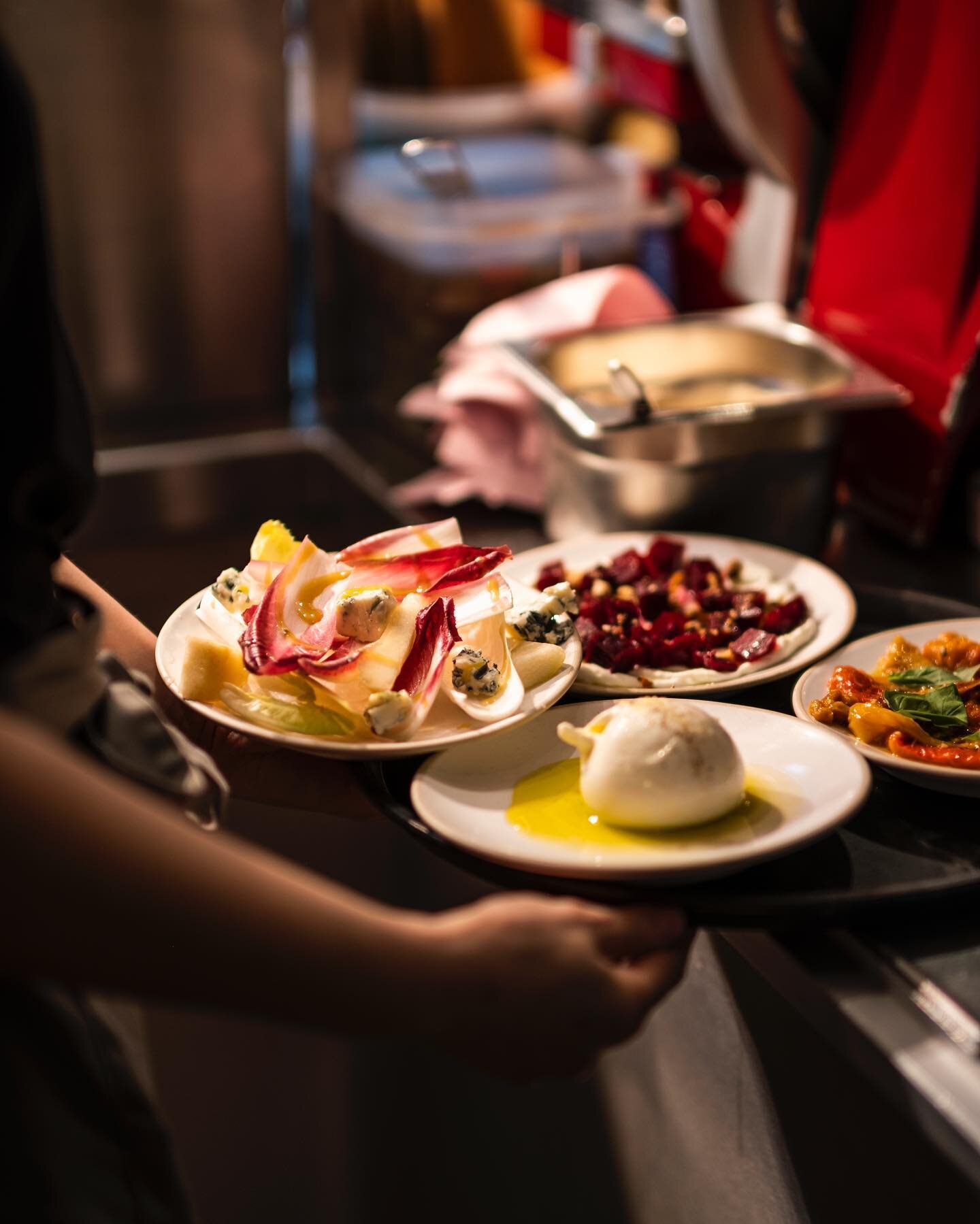 Our kind of Tuesday night treat - a whole tray of authentic Italian antipasti, lovingly prepared by our skilful chefs. Burrata, salumi, homemade focaccia, beetroot with whipped goats cheese &amp; endive salad - which one would you go for? 🥗