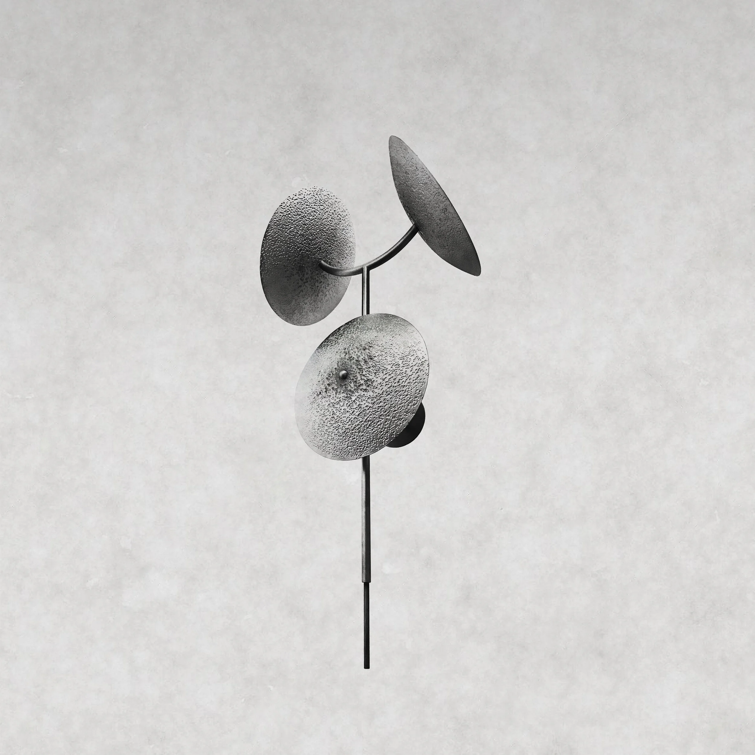 Quilla 3-Point Sconce