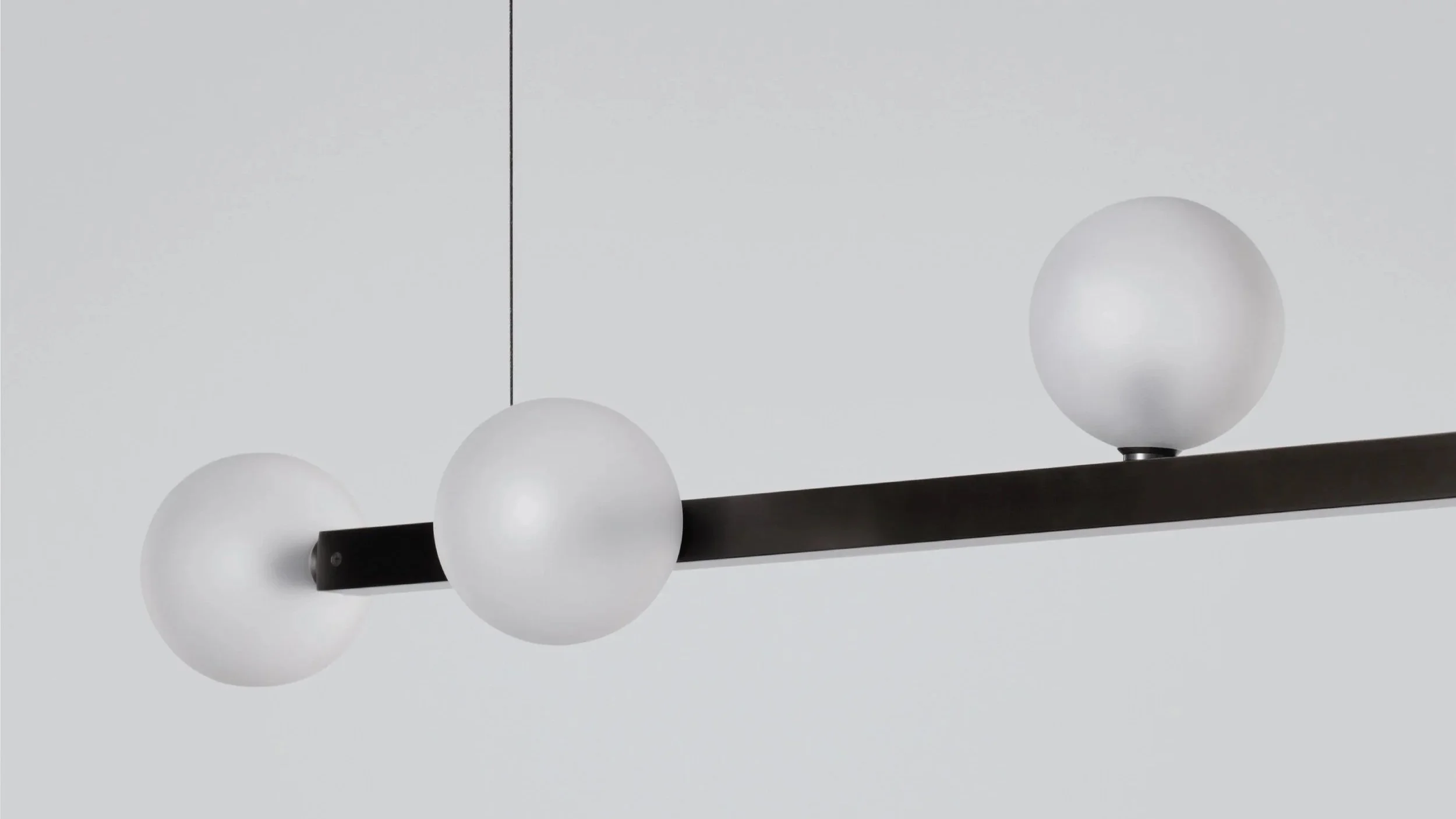 4.-Lumifer---Hedera-Horizontal-Pendant-Crop-Web.jpg