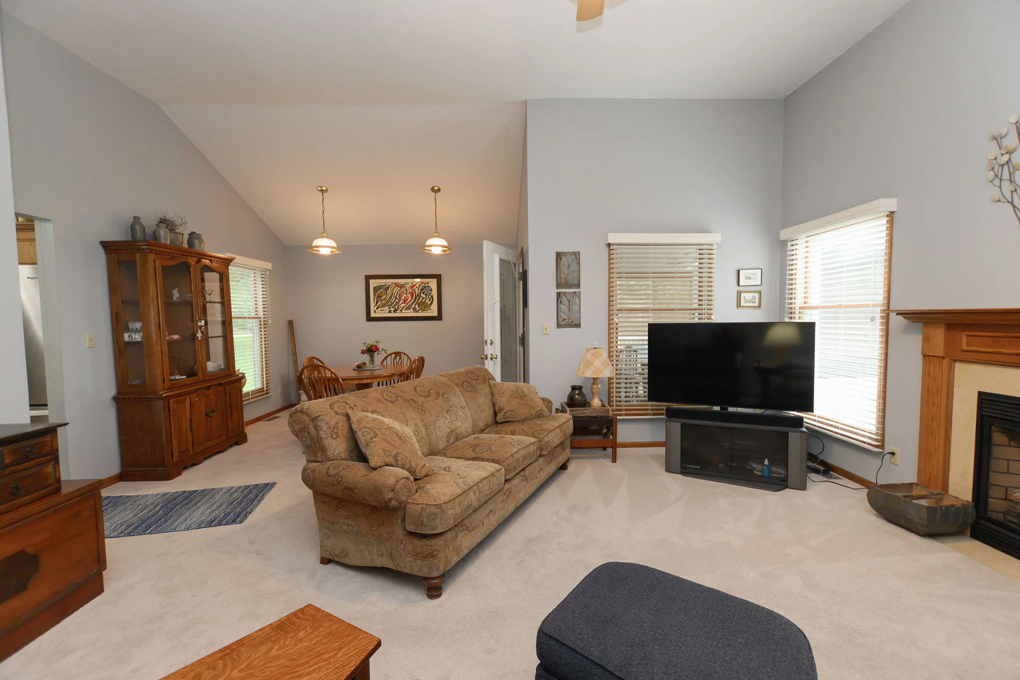 5_532-S-Clinton-Bunker-Hill-Indiana-Realestate-SPZ_3364.jpg