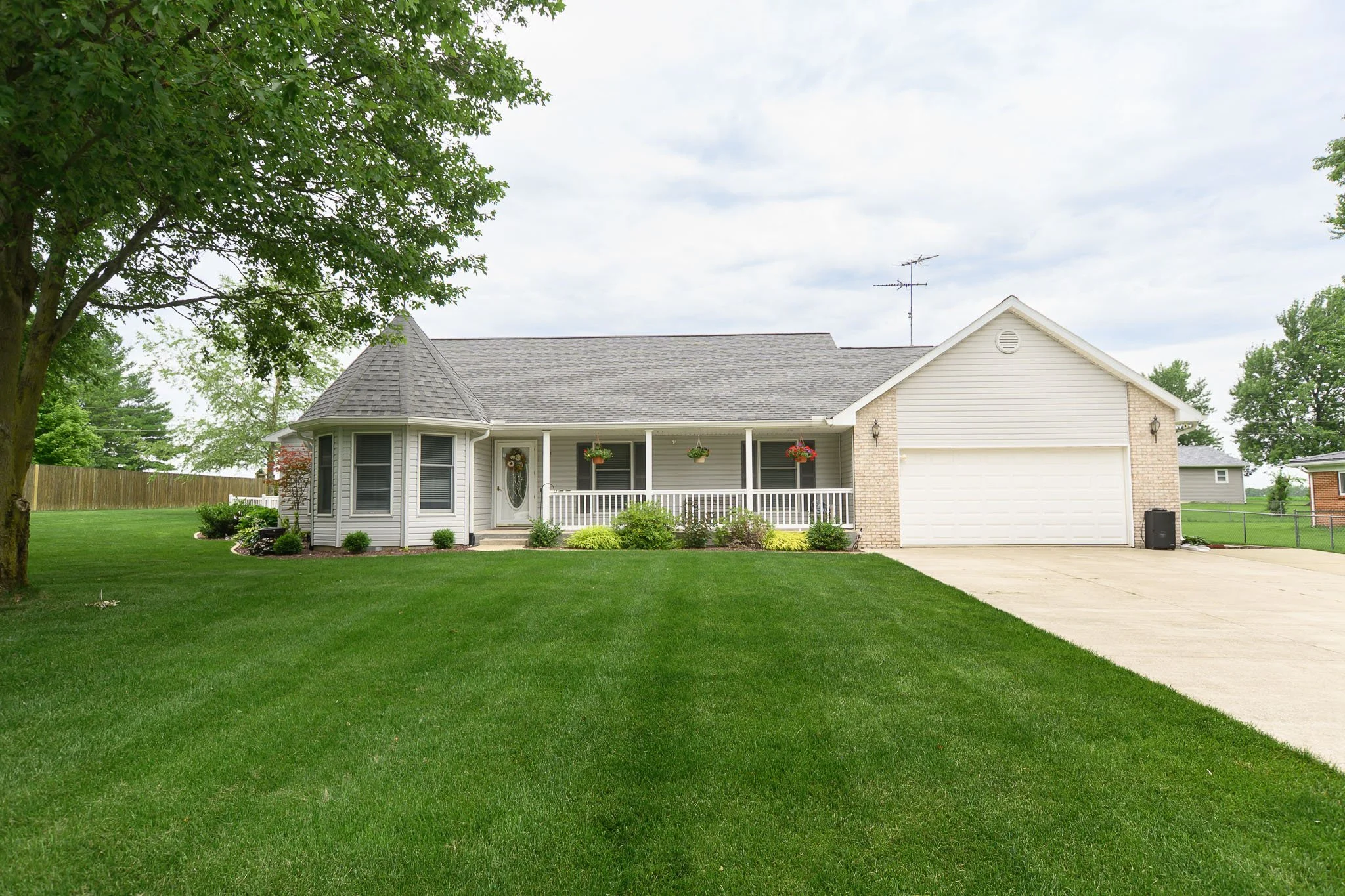 532 S. Clinton Blvd., Bunker Hill, Indiana House for Sale