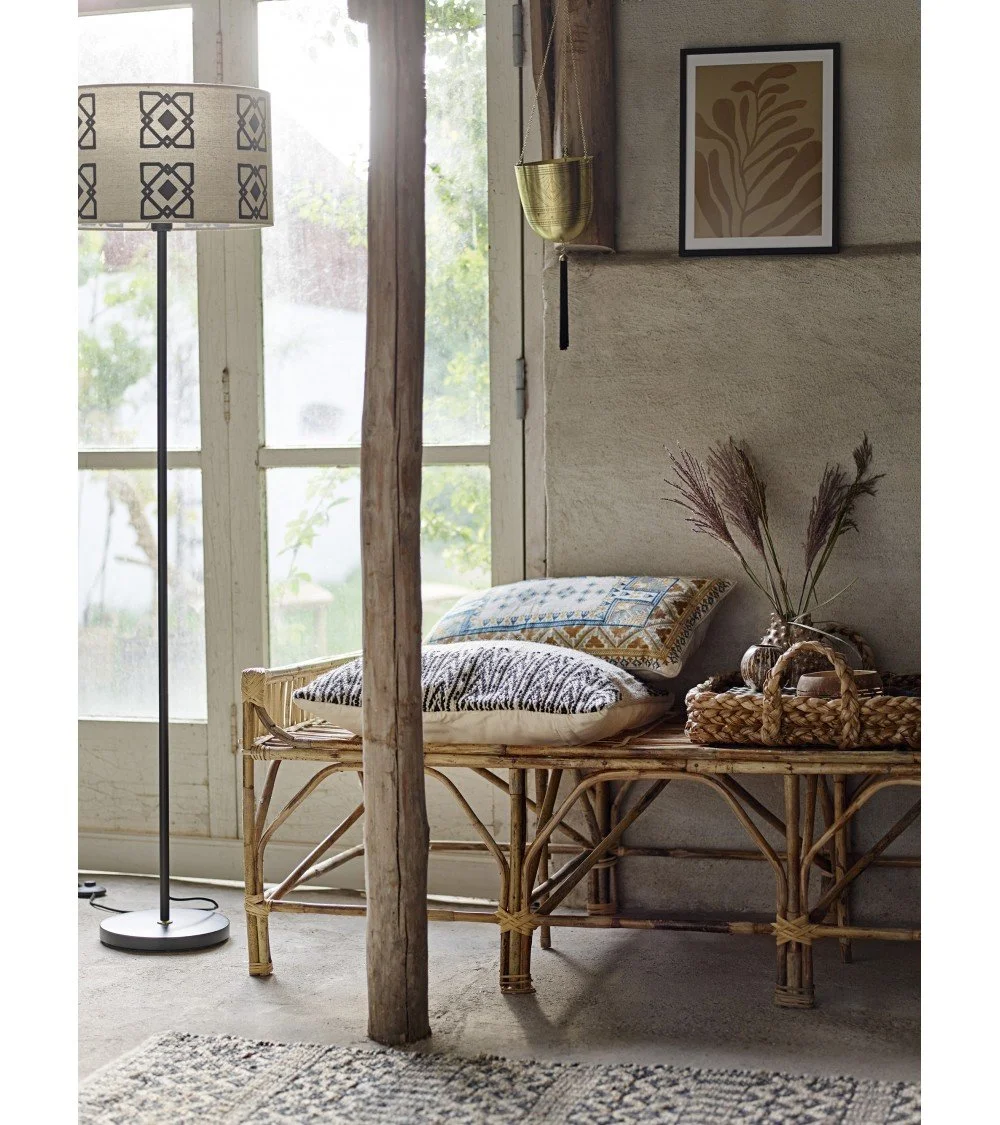selita-floor-lamp-black-metal (2).jpg