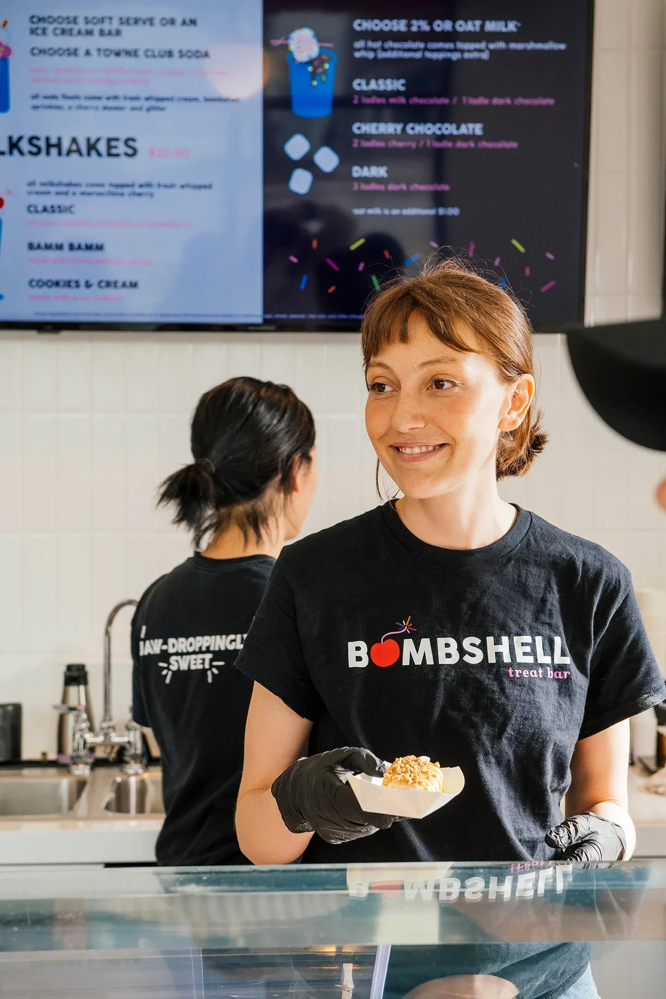 EEBerger_BombshellTreatbar_April2026_475_web.webp