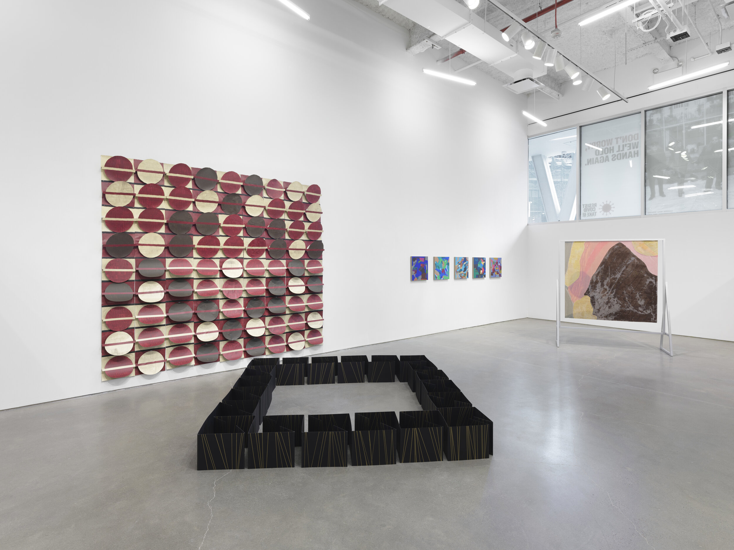 Mary Valverde, Huaca, 2020 (installation view) 