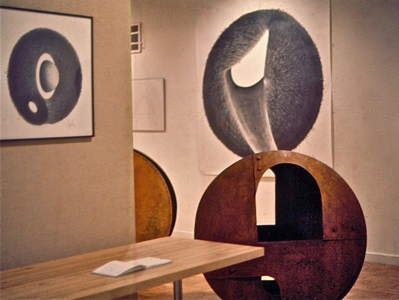 1. Circulos Exhibition, Just Above Midtown Gallery, 1976 (2).jpeg