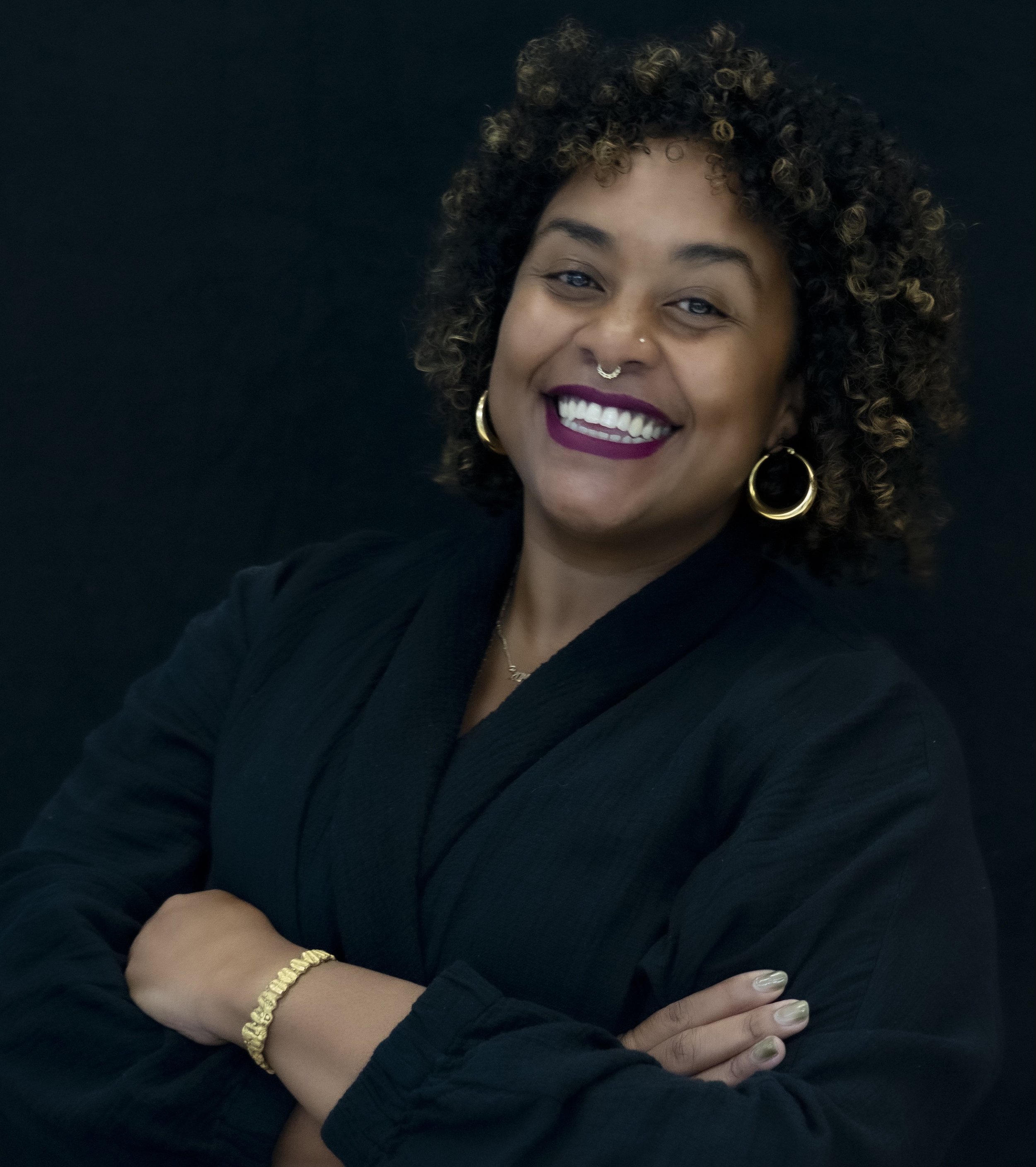 NEW YF HEADSHOT[80].jpg