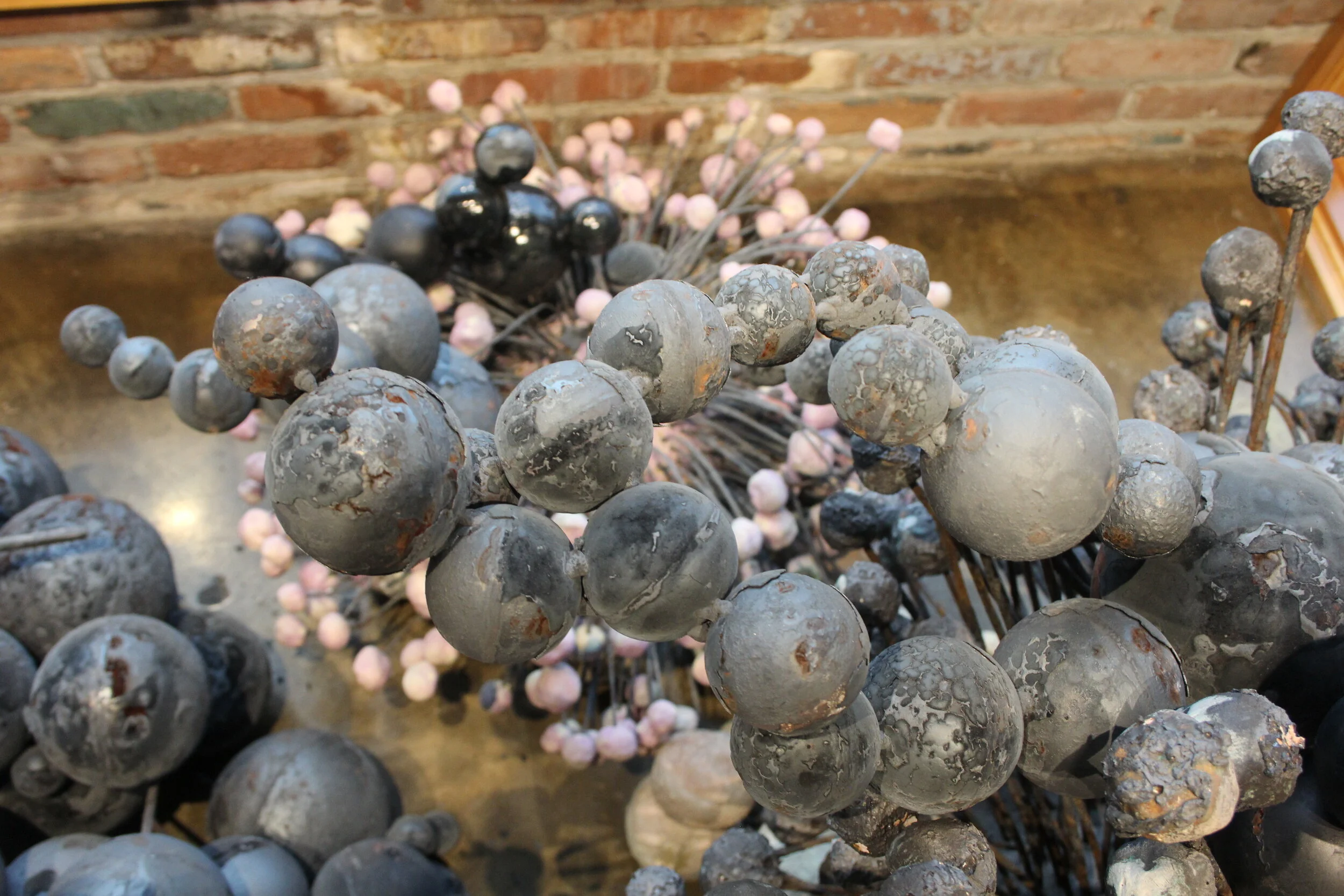   burble  metal, paper clay, glaze 39 x 96 x 52 inches 2017   