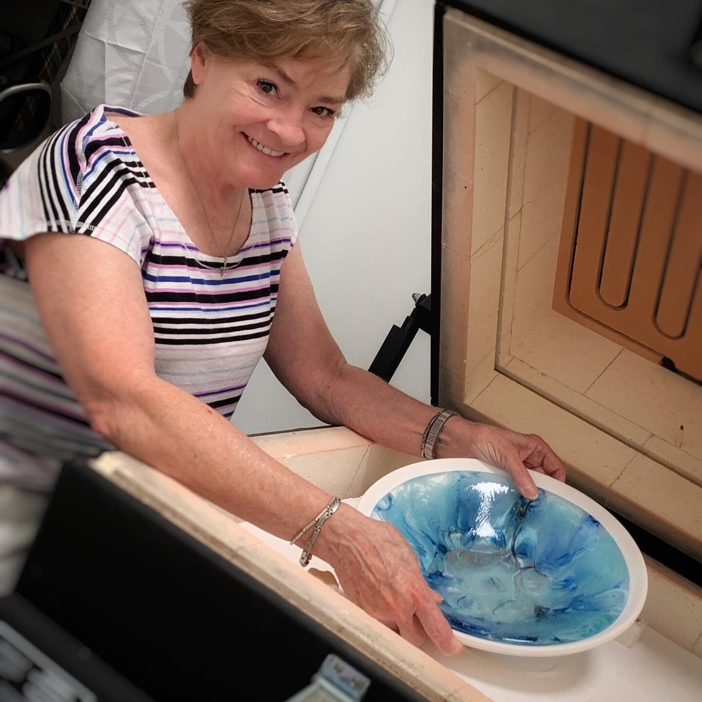 Art Nexus artist Katherine Stewart opens the kiln to her latest creation. It&rsquo;s a beauty!