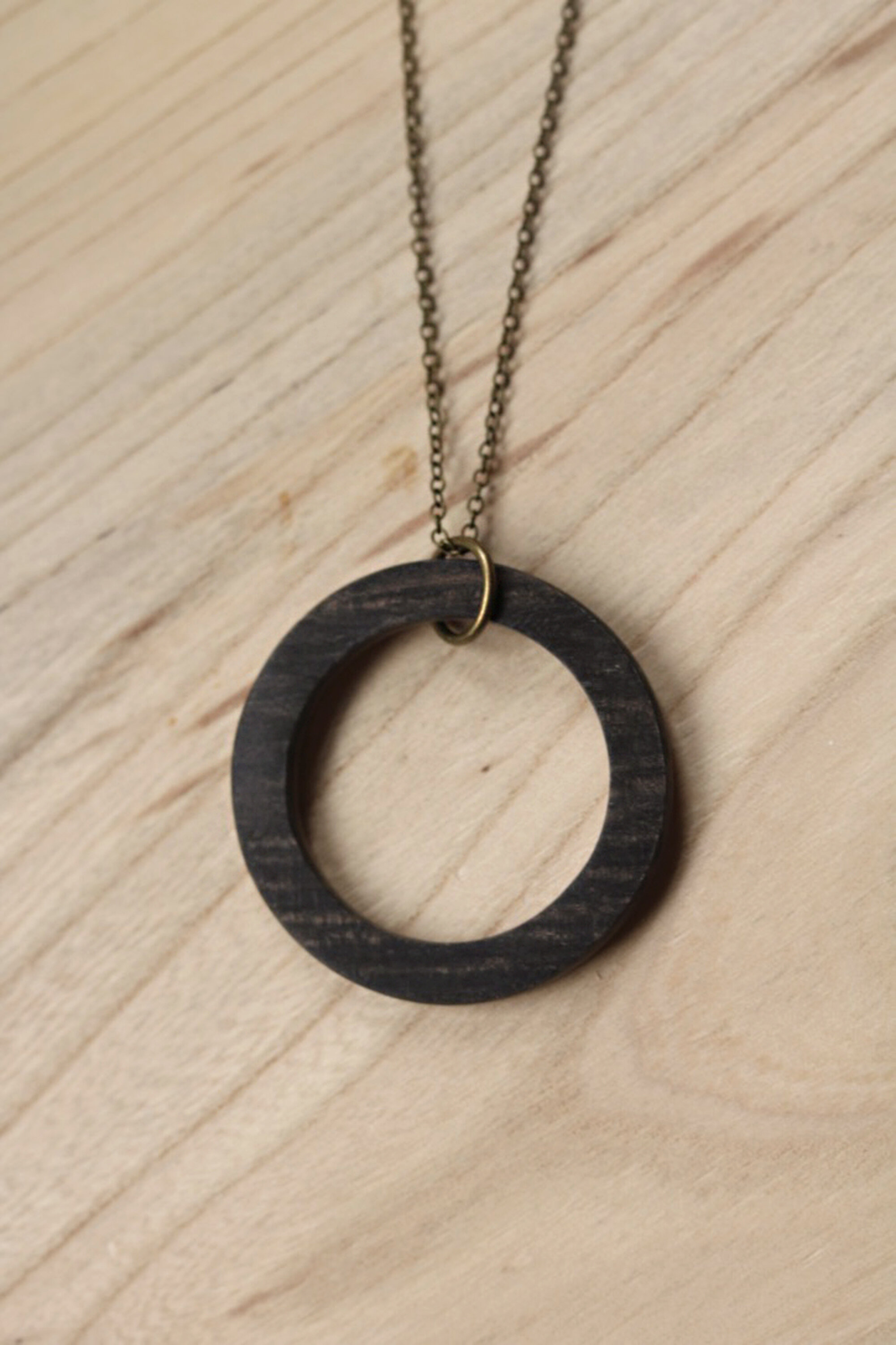 HOLLOW_SMALL_CIRCLES_EBONY11.jpg