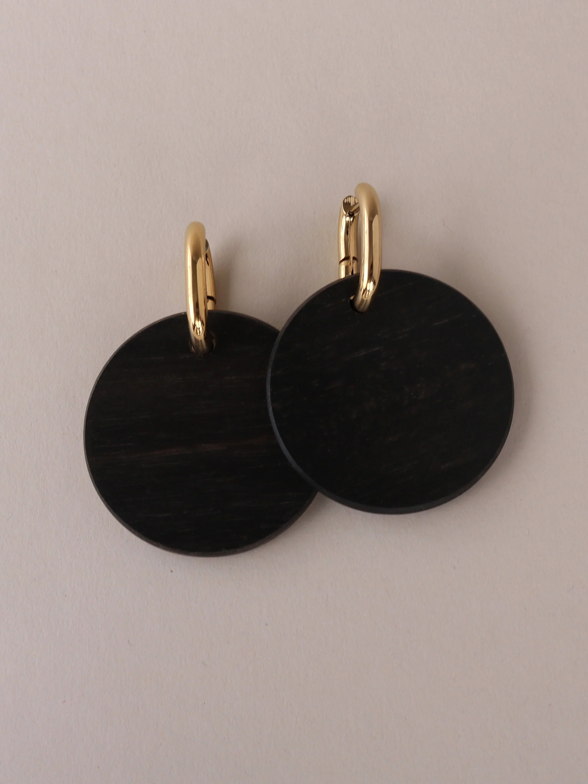 SolidCirclesLarge_EBONY16.jpg