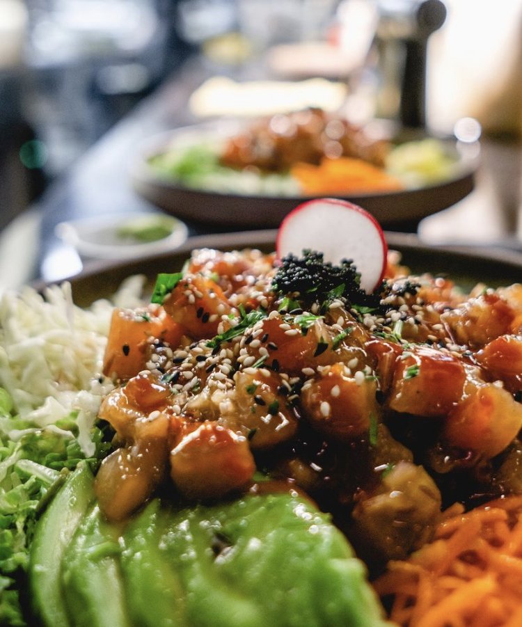 Top 6 Restaurants in Kelowna, BC — ELMY STAYS