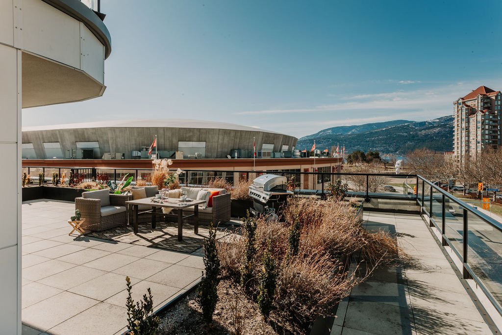 405patio-6.jpg