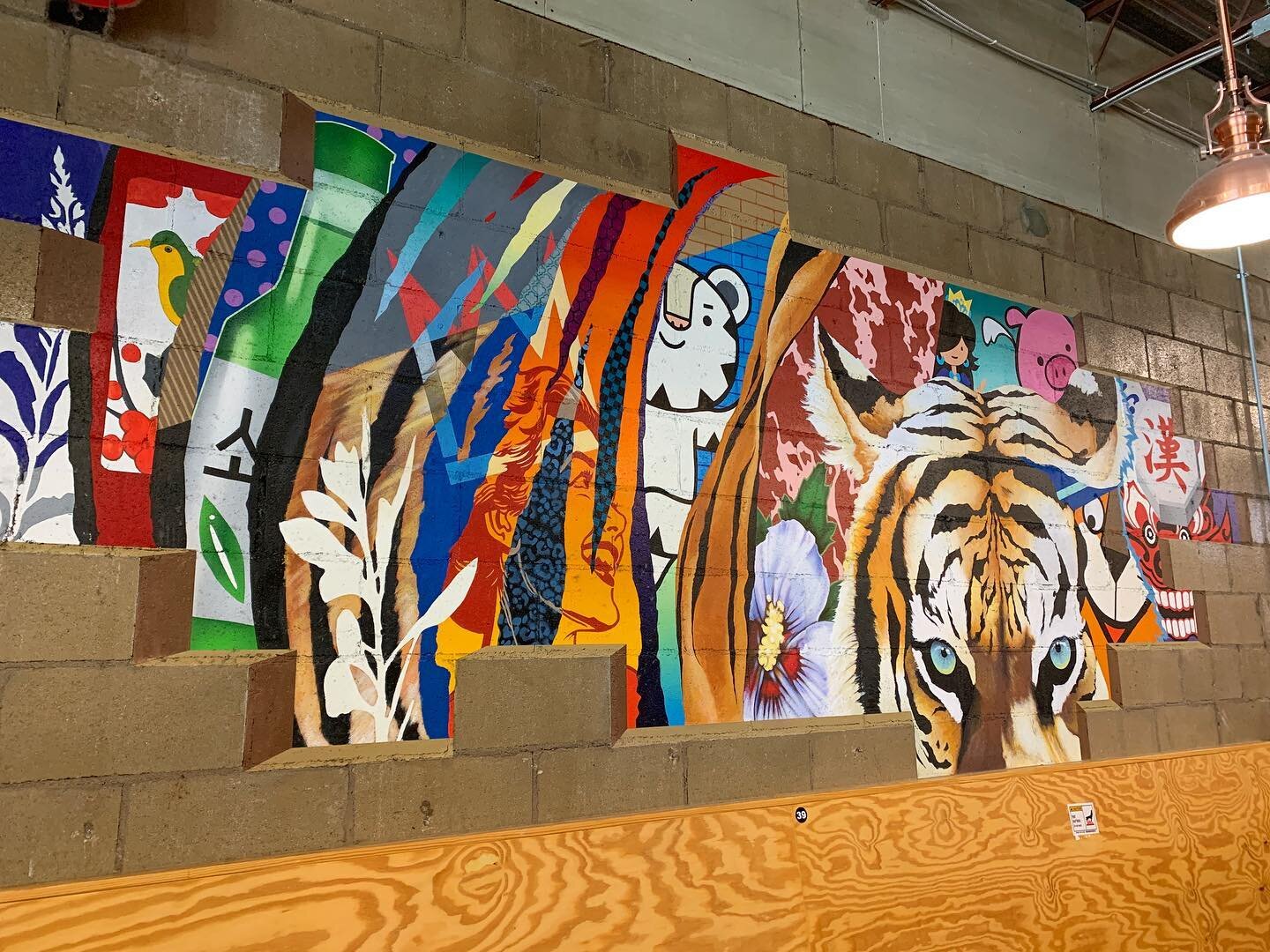 Big thanks to everyone who comes to celebrate their special day with us. Whether it&rsquo;s a birthday, graduation, anniversary, or just because&hellip; we think you all are grrrrreat! 😍🎉🙌🏼
.
(Mural by Matt Moore @puckmcgruff) #cltmurals #tigerar