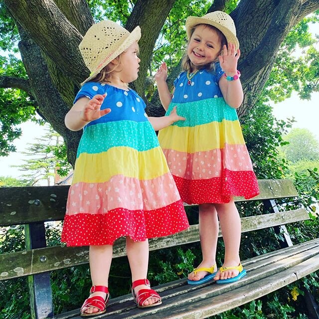 I love these rainbow dresses from @welovefrugi the cute hats are from @accessorize we are busting out that summer wardrobe!!! #mumlife #toddlerfashion #kidsfashion #coolkids #matchingoutfit #matchingoutfits #trendykids #twinning #twinningiswinning #f