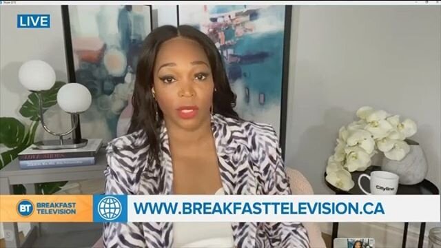 I f&rsquo;ing love @thetracymoore ❤️ Any time she has had me on @cityline I always forget the cameras are rolling and I feel like i&rsquo;m just out with my close friend. And it always ends too soon!!! Head to her feed to watch her full video and giv