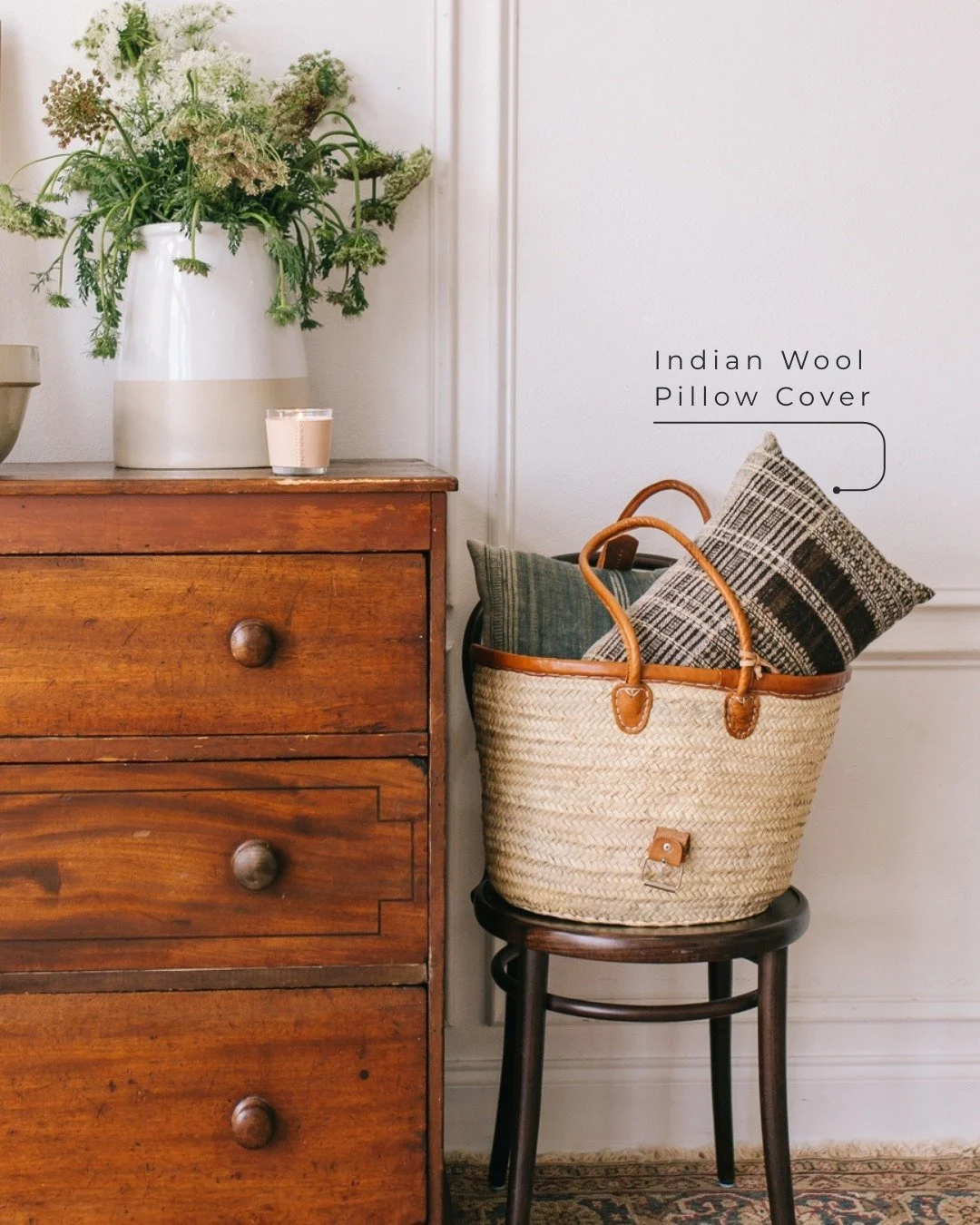 Who else loves using pillows and throws around the house like I do? Show me your hands 🙋&zwj;♀️

Pieces like this are what make a space feel warm and collected over time. This beautiful Indian Wool Pillow Cover adds texture and character while still