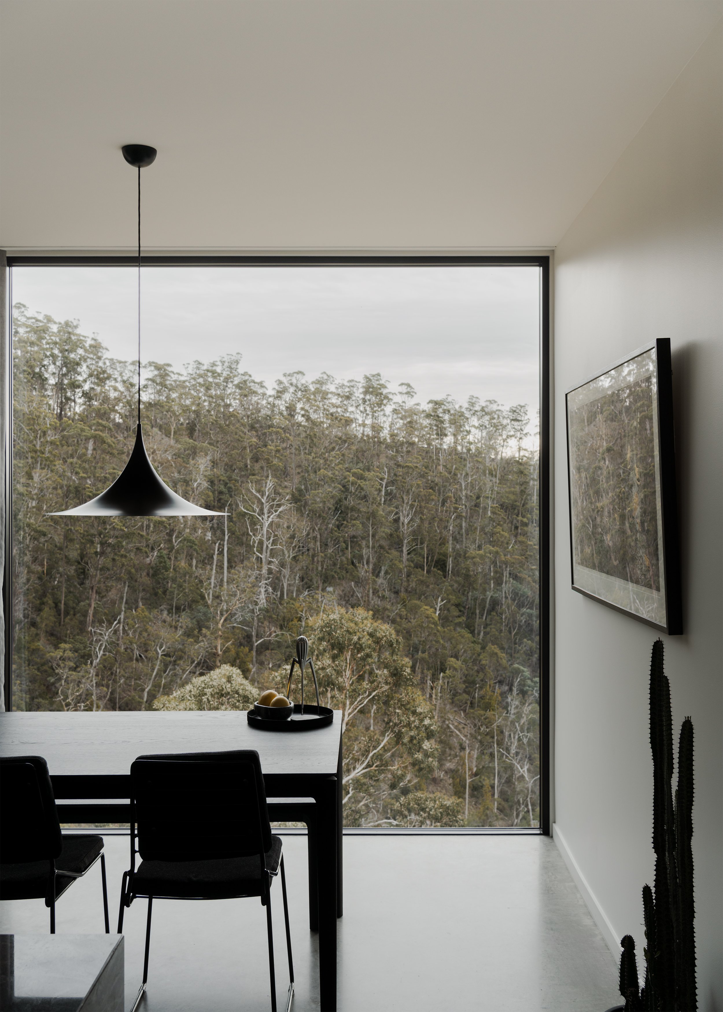 Rylock windows design – Australian house design – Hobart house – Hobart Tasmania Australia –Eyrie House by Matt Williams Architects – Simple Dwelling