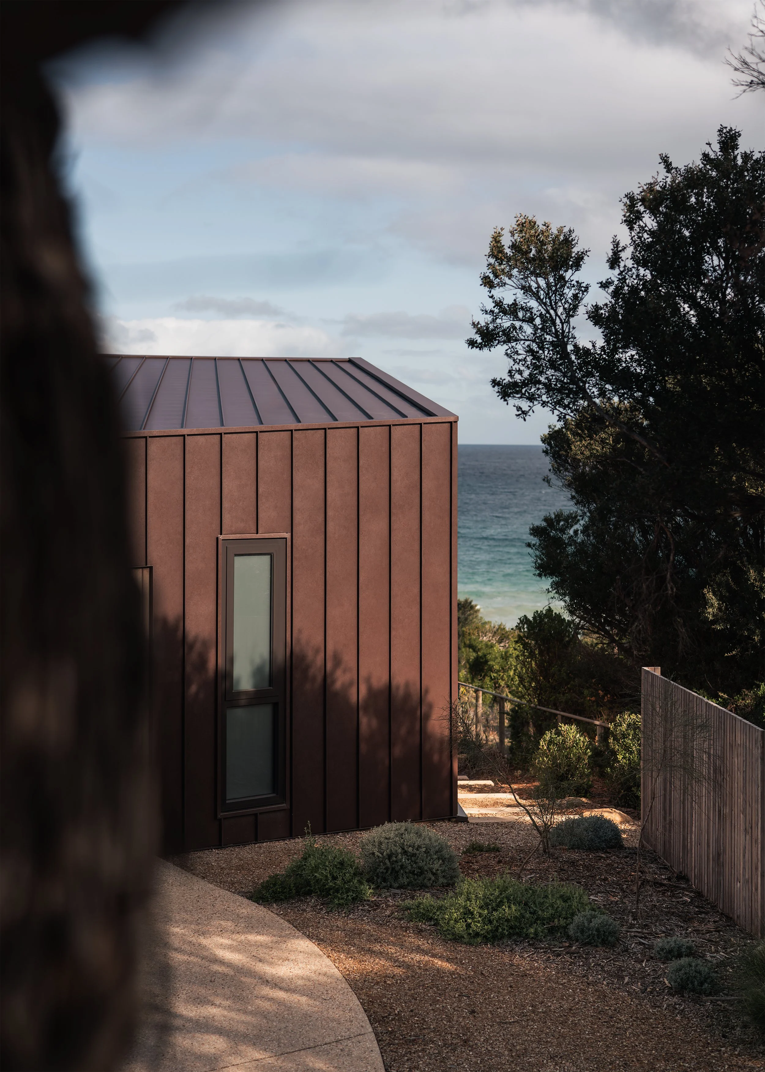 UniCote Lux Corten Red metal cladding – coastal house design – Fairhaven Victoria Australia – Fairhaven by LTD Architectural Design Studio and DOOD Studio – Simple Dwelling