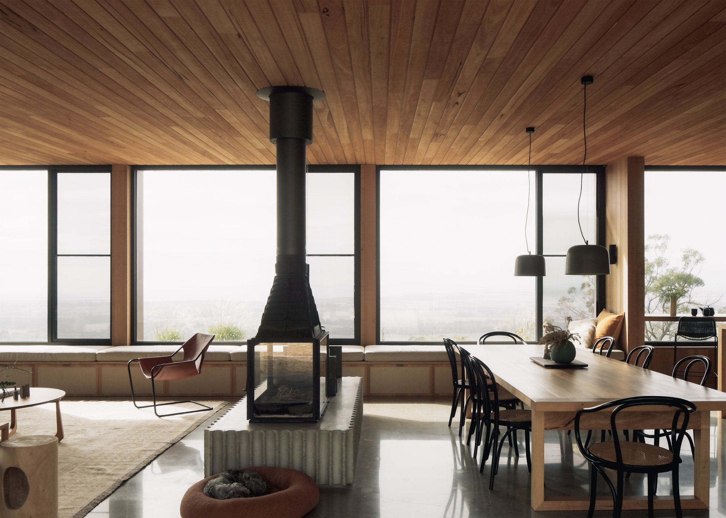 house with a view – rural house design – Fish Creek House – Fish Creek Victoria Australia – Horizon House by Neil Architecture – Simple Dwelling