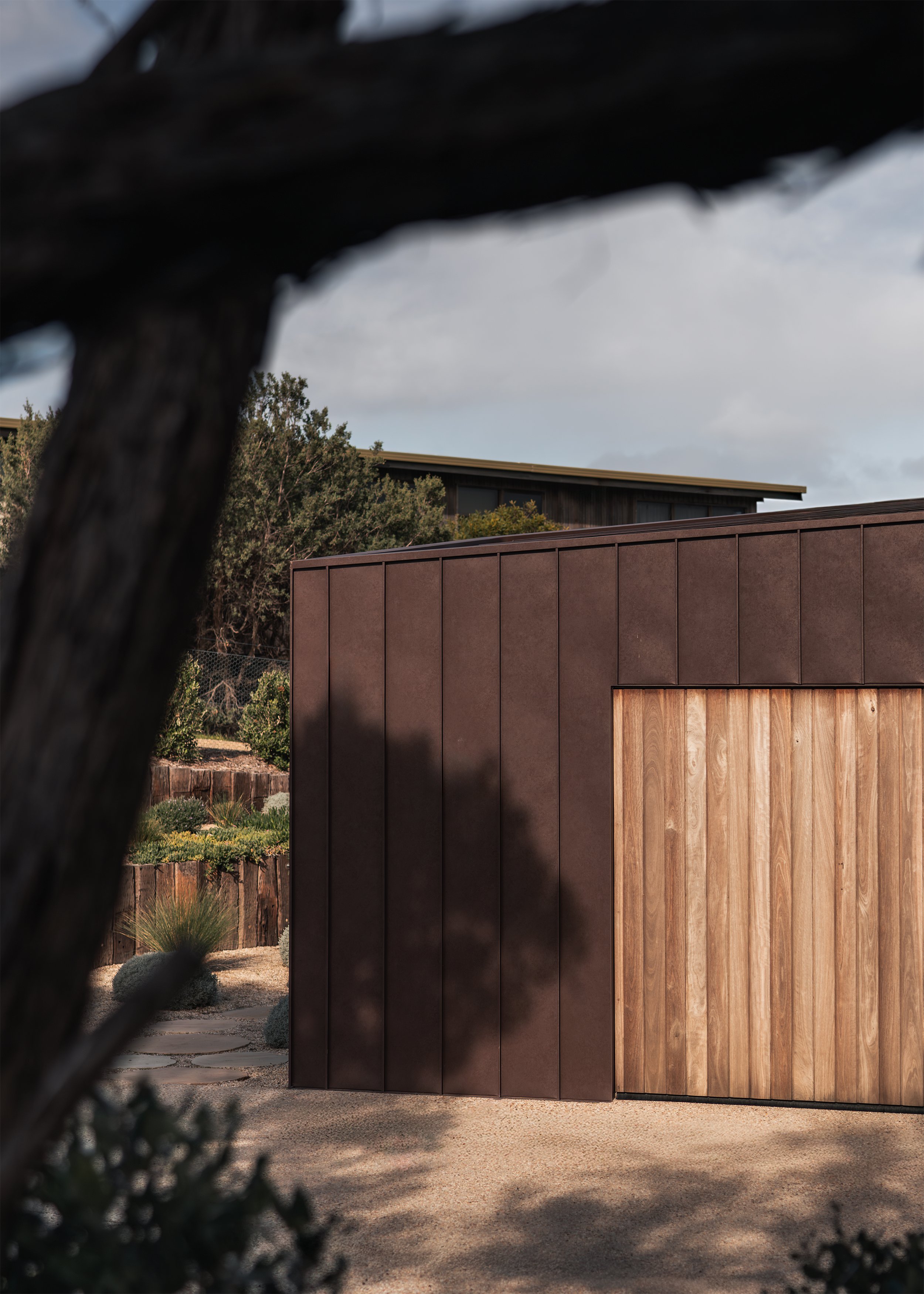 UniCote Lux Corten Red metal cladding – coastal house design – Fairhaven Victoria Australia – Fairhaven by LTD Architectural Design Studio and DOOD Studio – Simple Dwelling