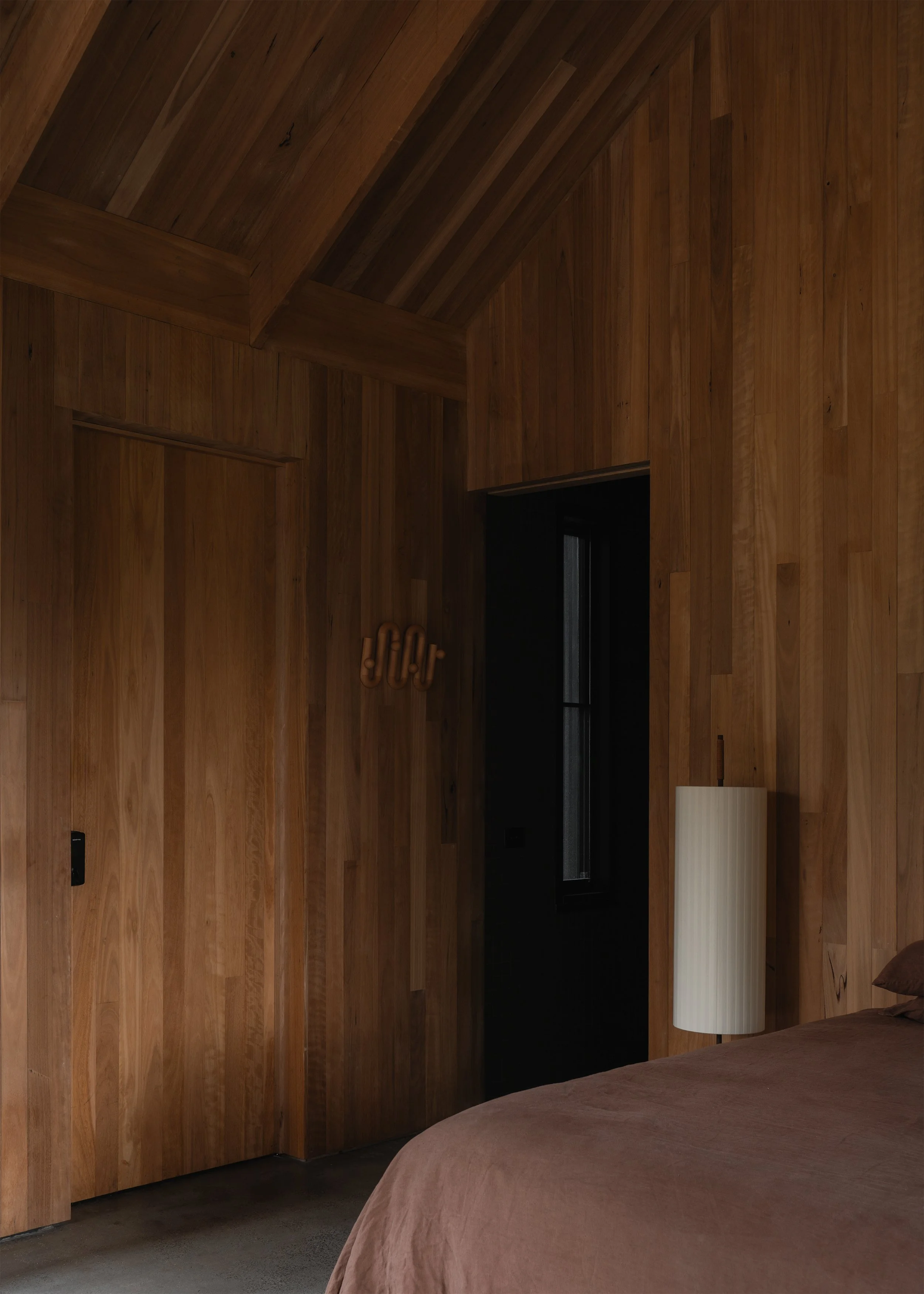 small cabin interior design – architect's house – Bittern Victoria Australia – Bittern Cabin by Nic Morgante