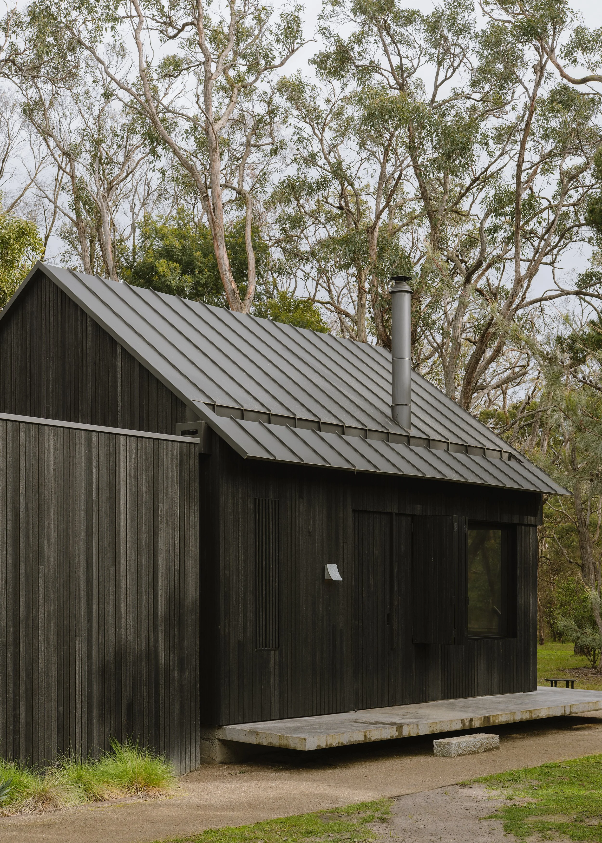 small cabin – architect's own home – Bittern Victoria Australia – Bittern Cabin by Nic Morgante