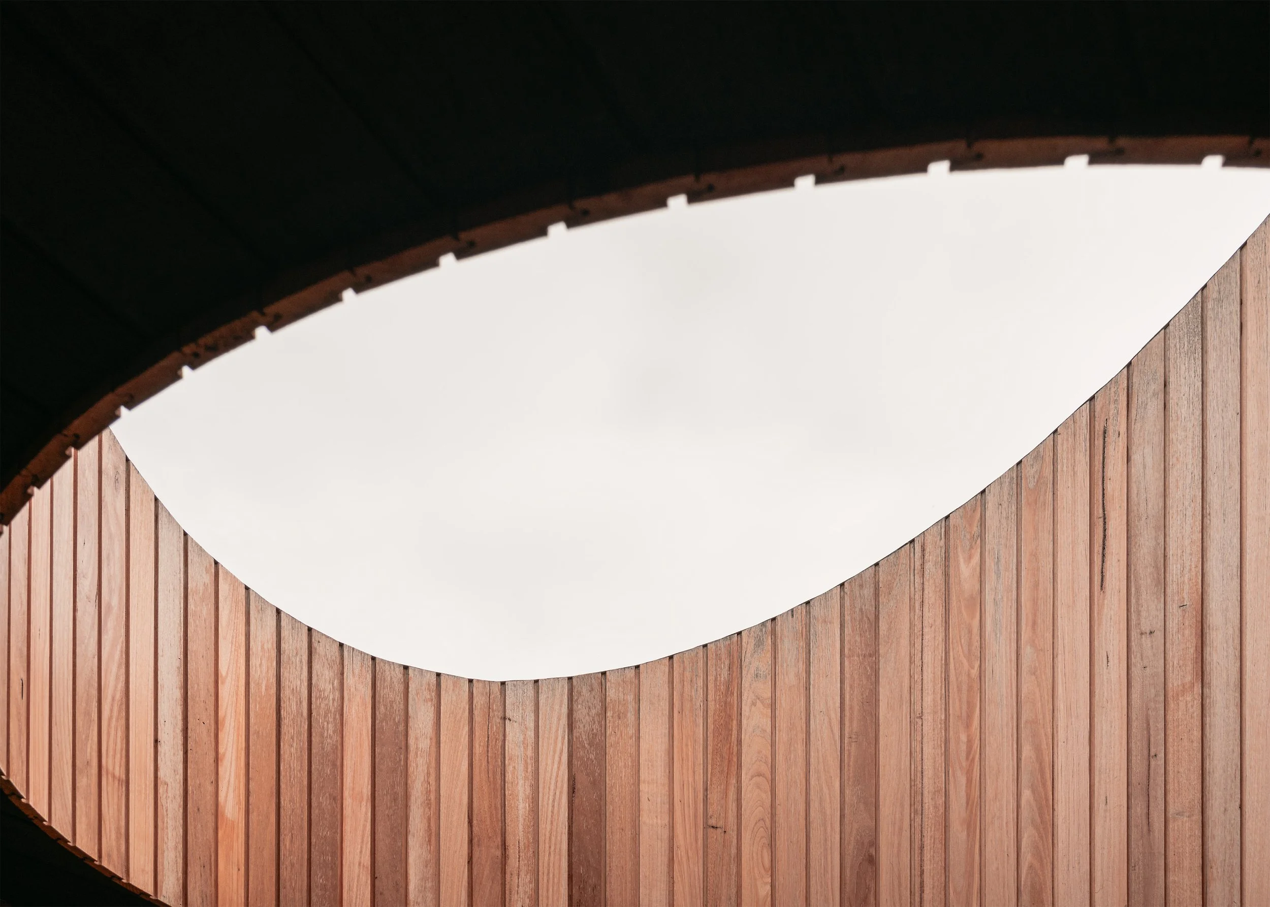 circular skylight outdoor – modern house extension – Australian house design – Northcote Victoria Australia – Northcote House by Olaver Architecture – Simple Dwelling