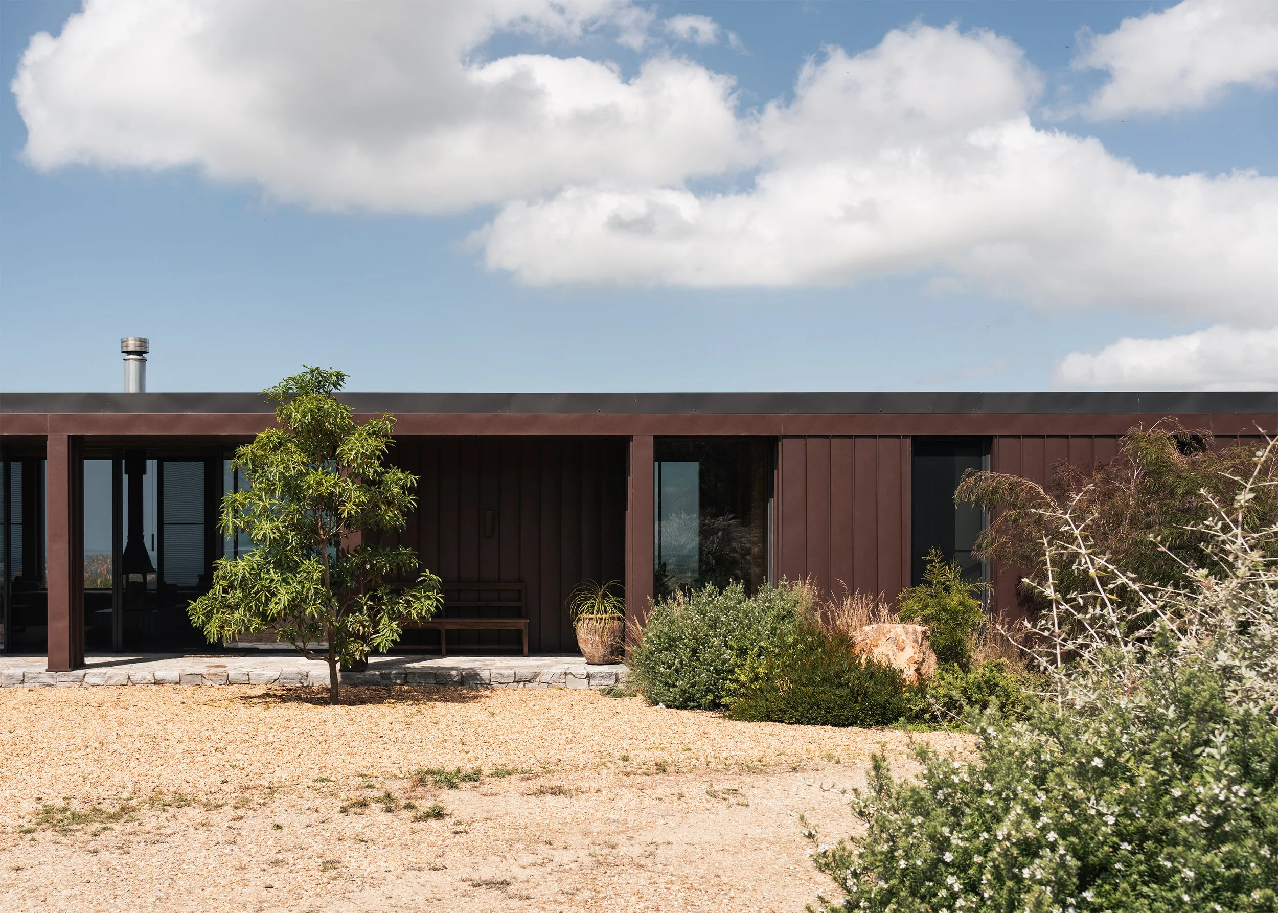 Australian house design – rural house design – Fish Creek House – Fish Creek Victoria Australia – Horizon House by Neil Architecture – Simple Dwelling