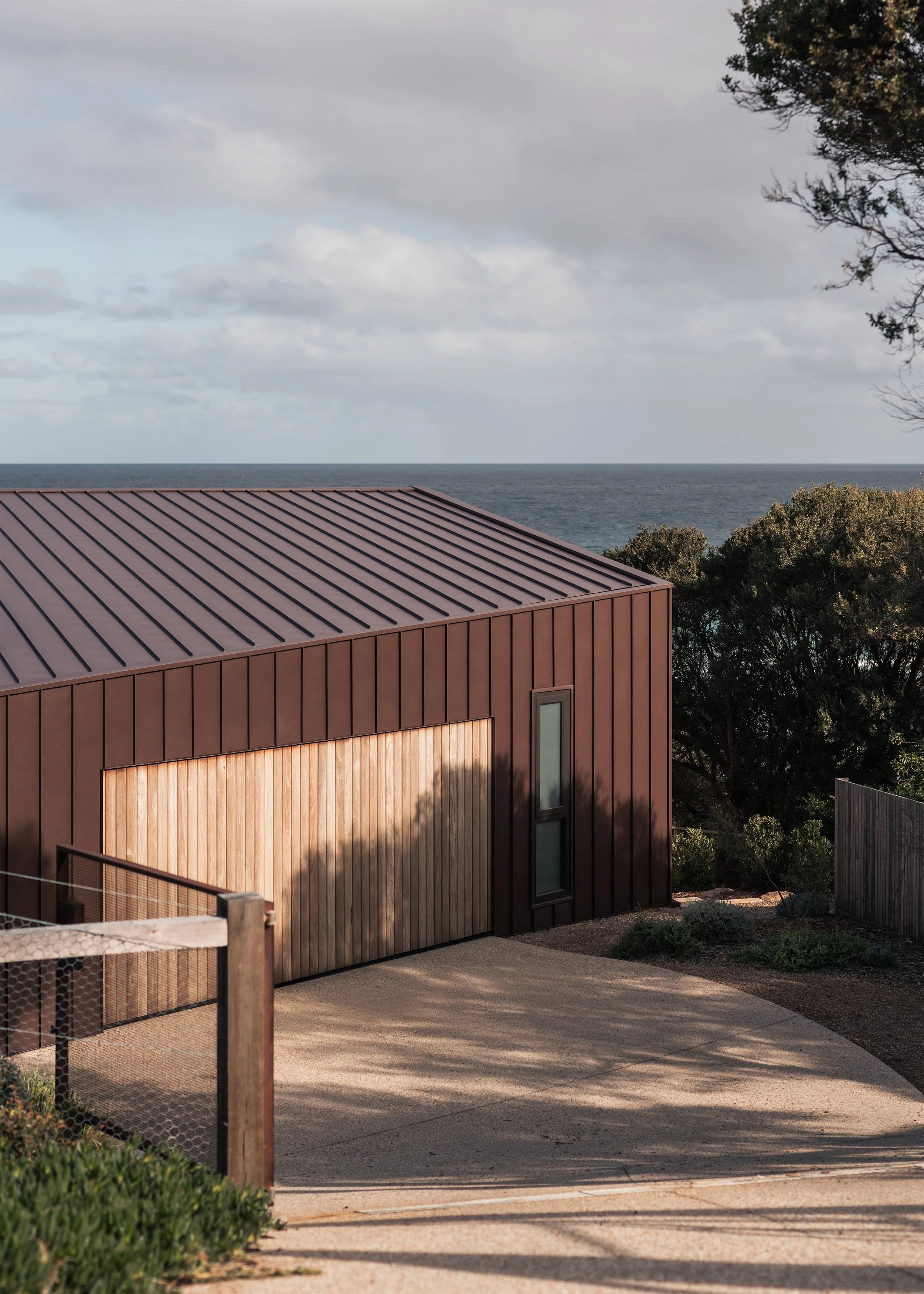 UniCote Lux Corten Red metal cladding – coastal house design – Fairhaven Victoria Australia – Fairhaven by LTD Architectural Design Studio and DOOD Studio – Simple Dwelling