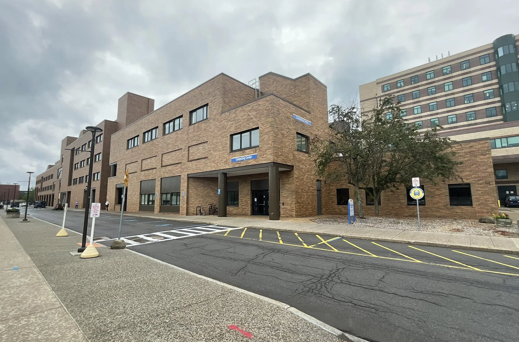 University at Buffalo Renovate Computer Center for Science Teaching Labs