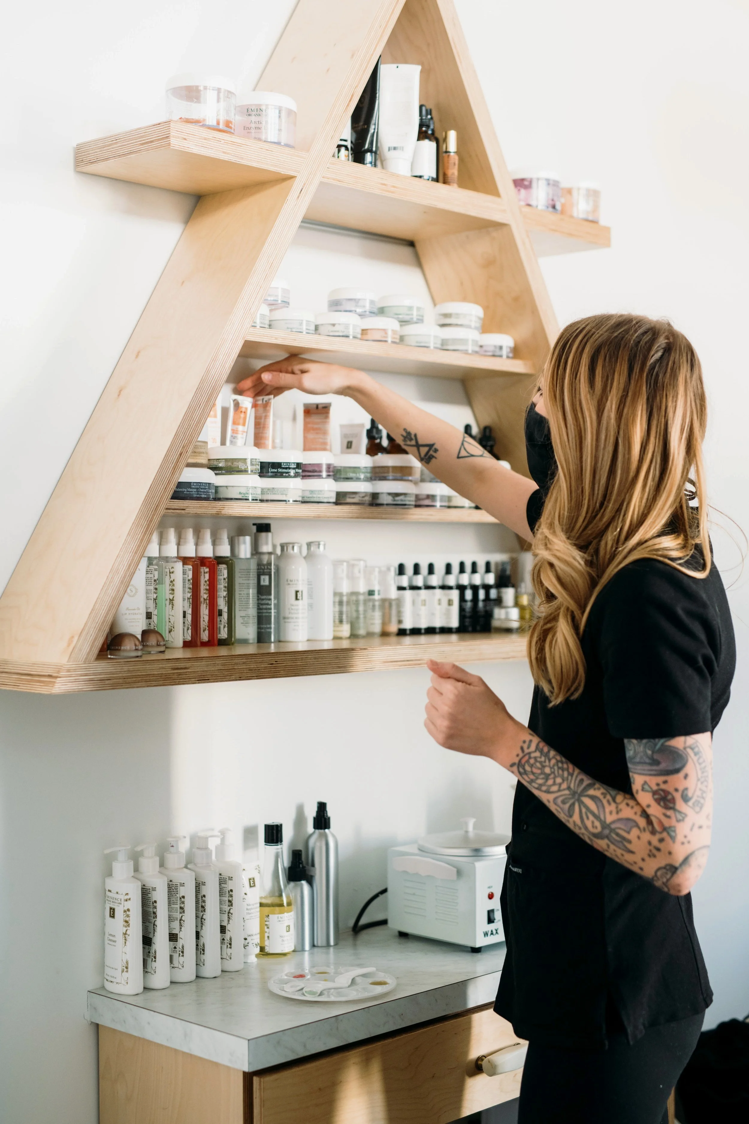 SOCIAL MEDIA FOR ALCHEMY FACE BAR