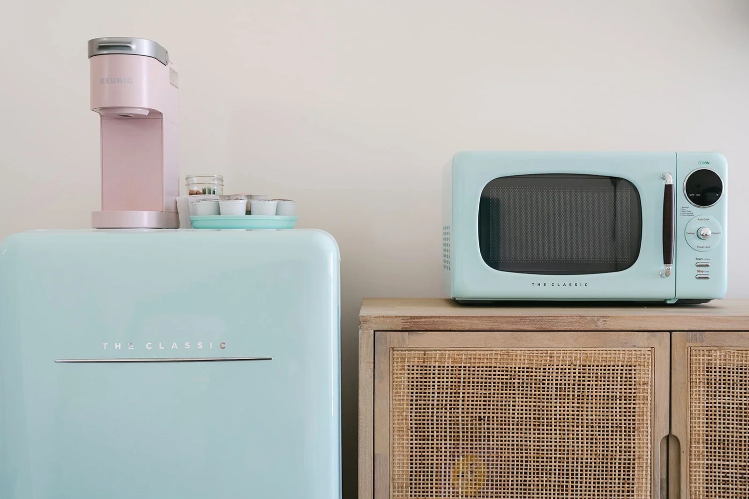 The Shore House - North Wildwood Hotel