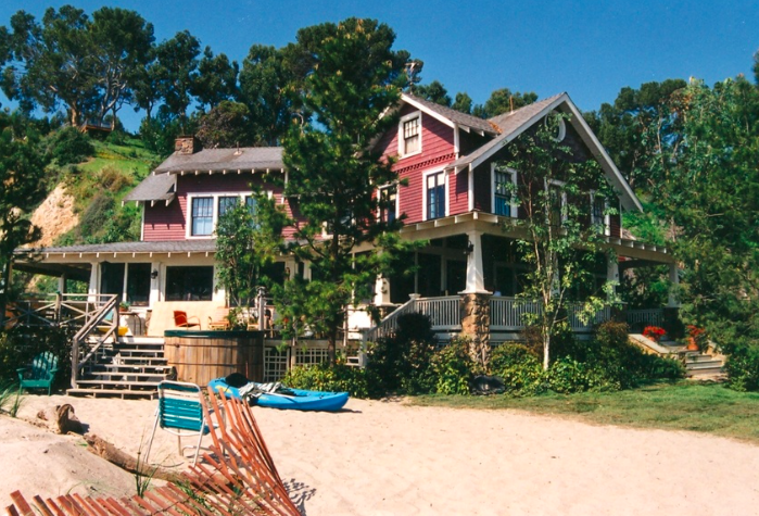 AMERICAN PIE 2 FEATURE
