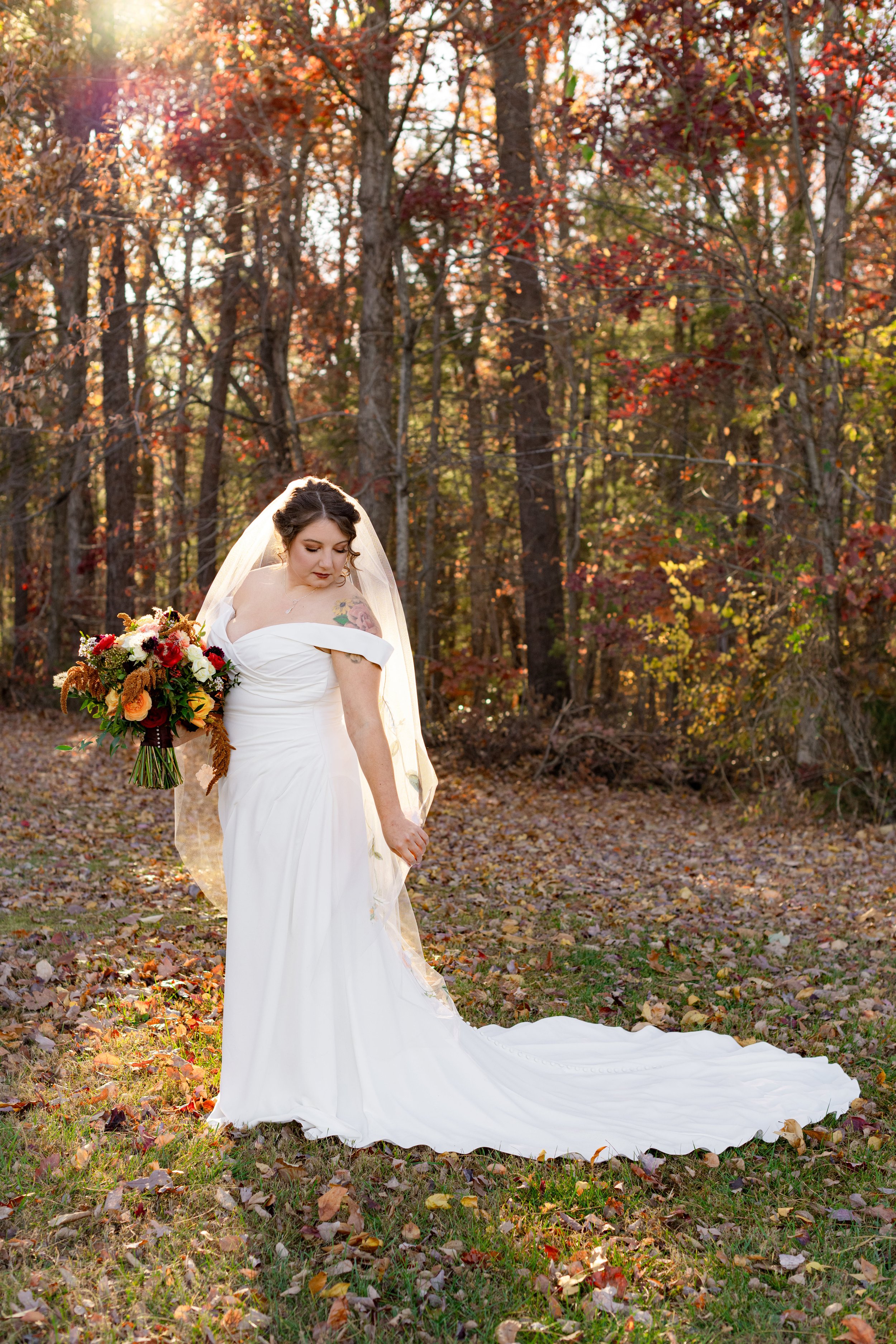 AllisonJordan-Married-02-GettingReady-A-093.jpg