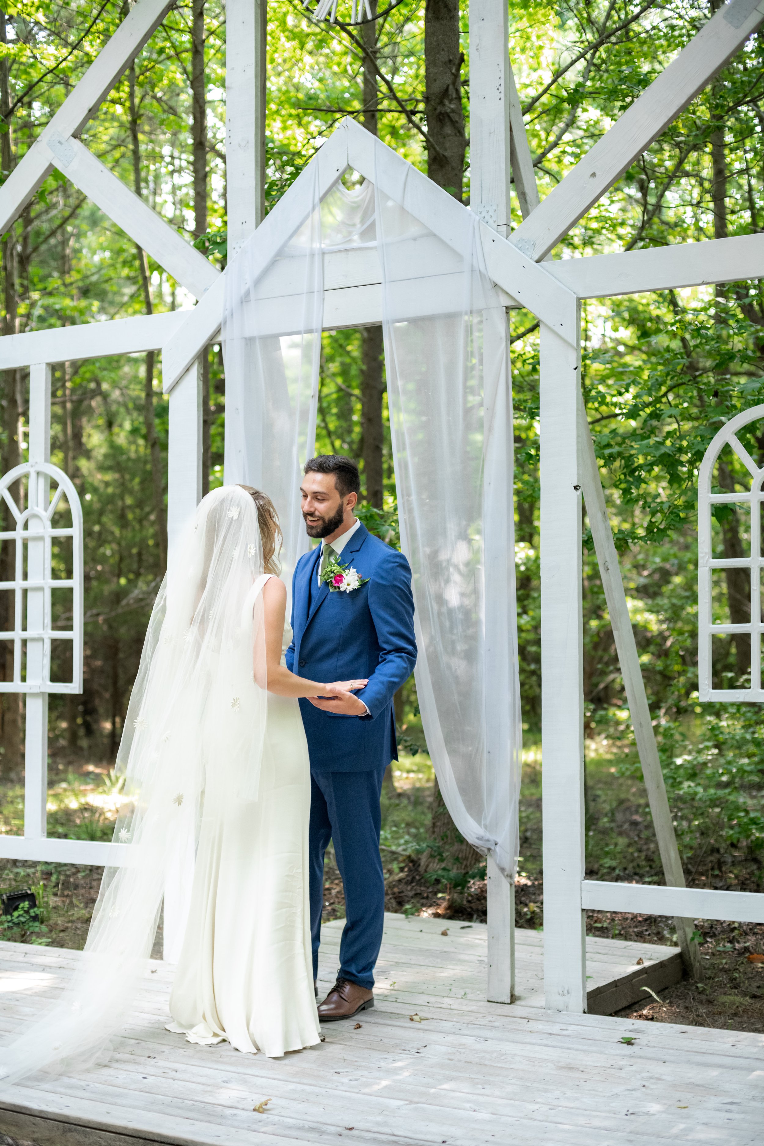 Emma + Kyle - First Look-033.jpg